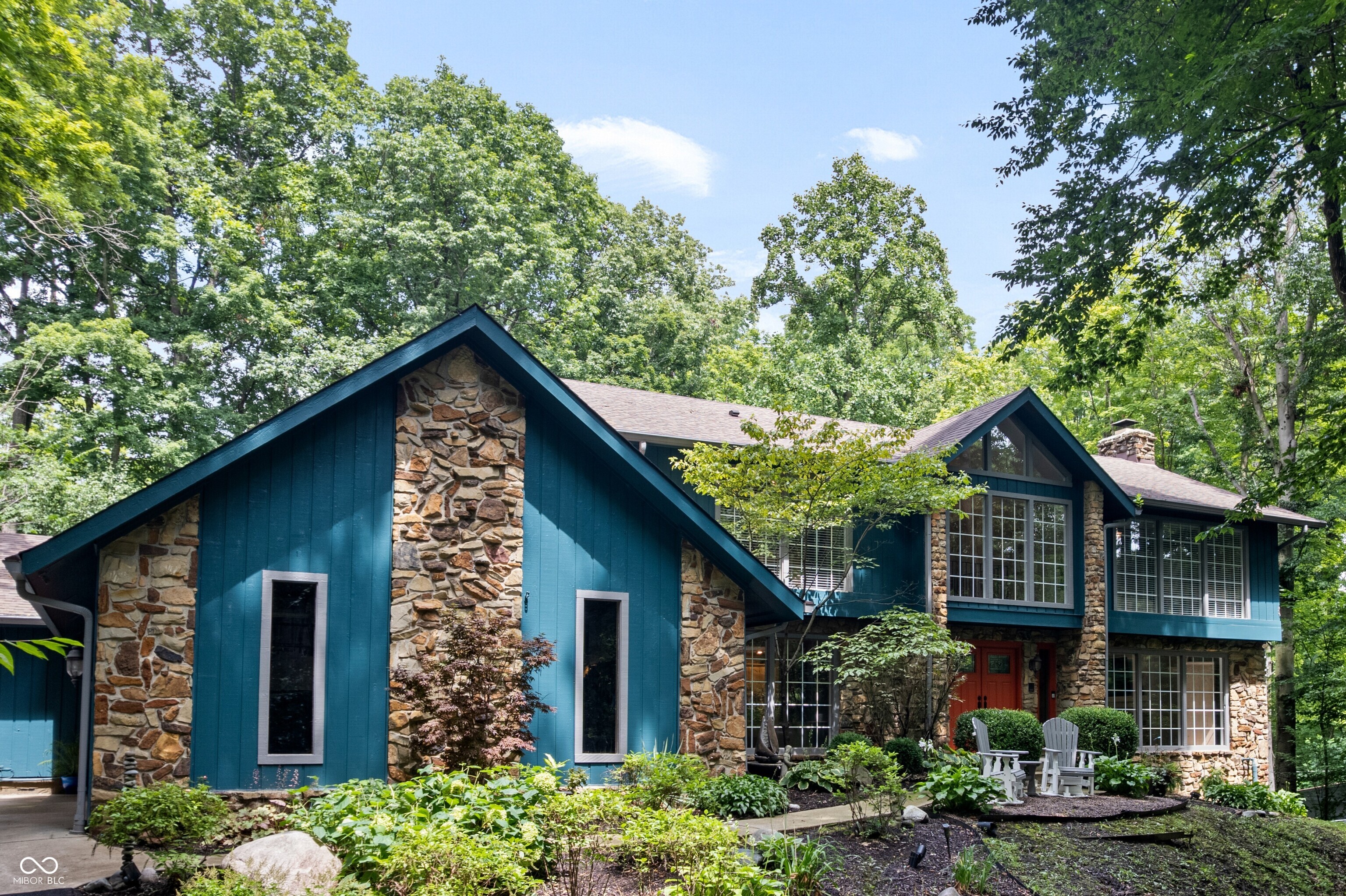 9236 Kinlock Drive