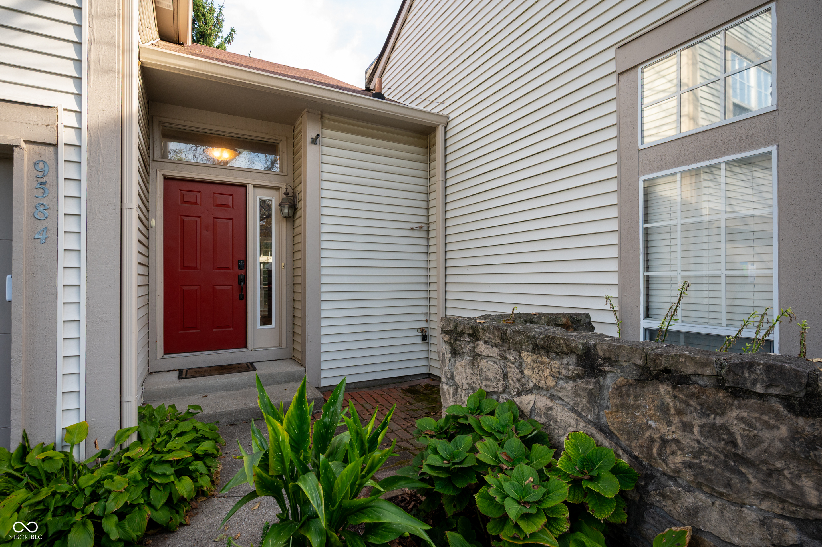 9584 Bay Vista E E Drive