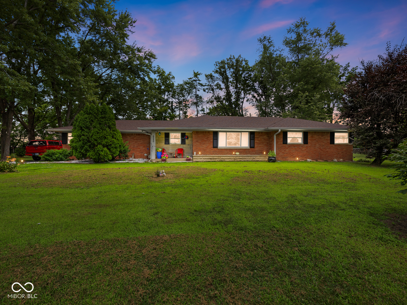 5530 Skyridge Drive