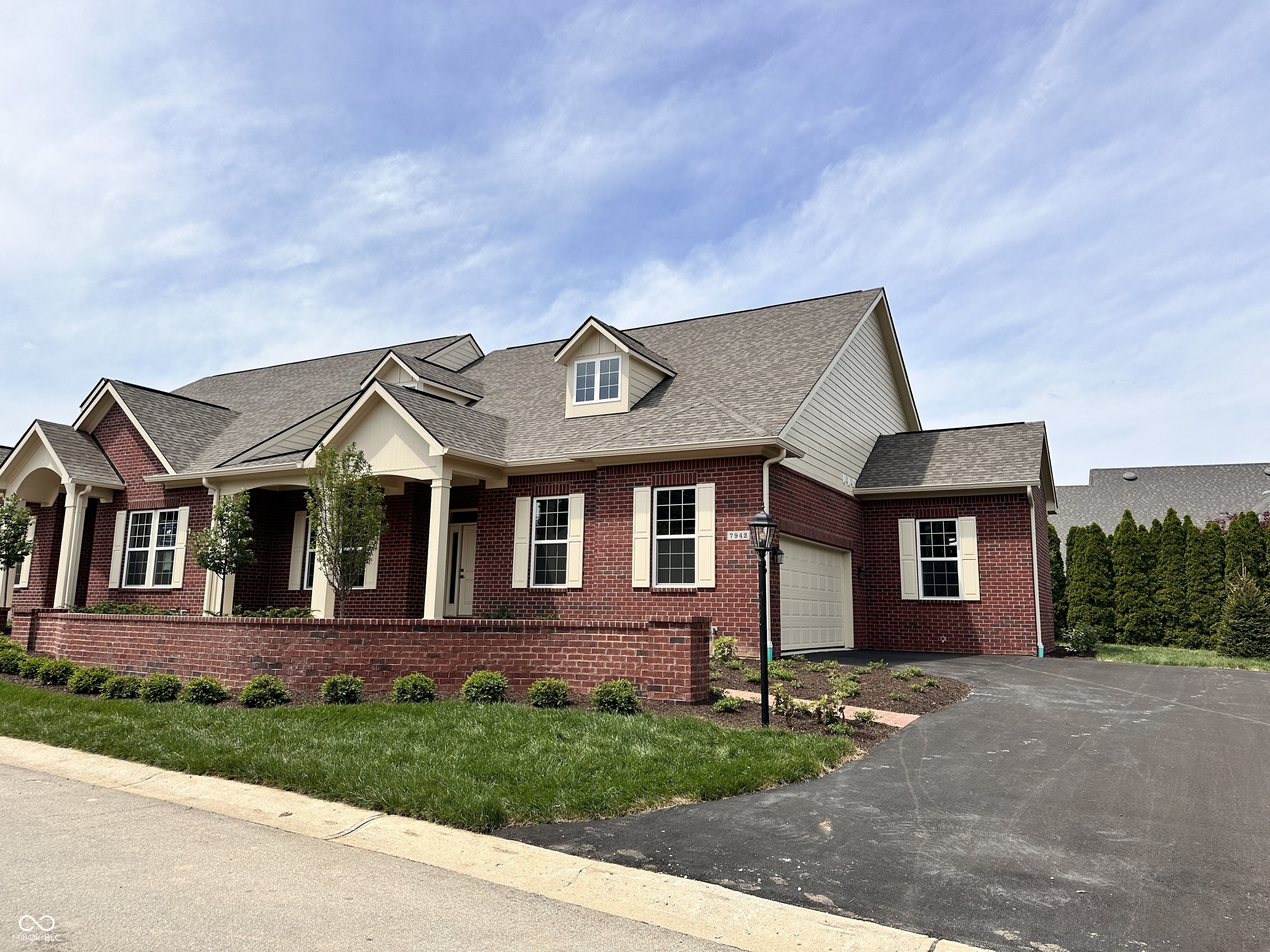 7942 Beaumont Green Place