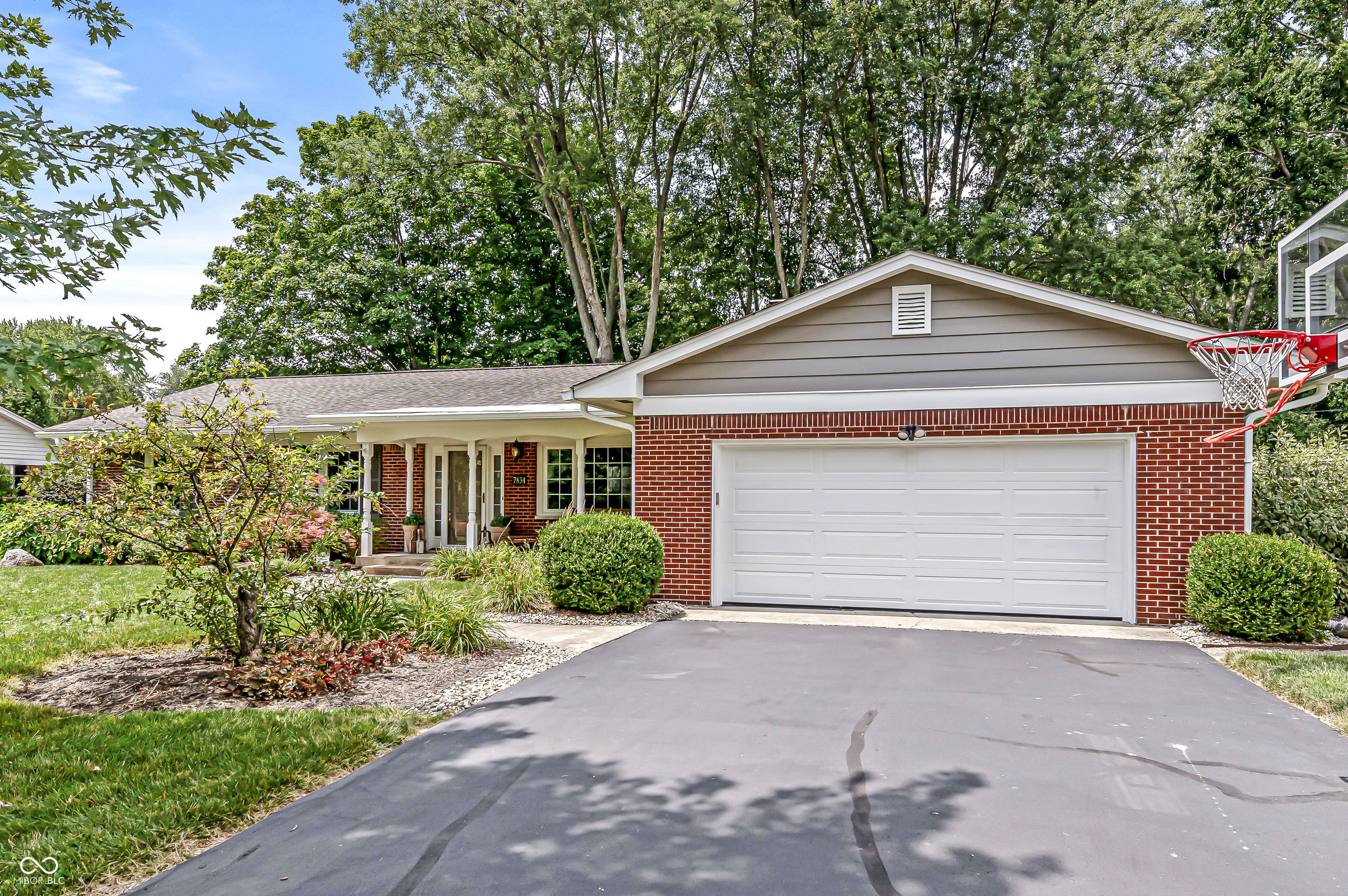 7834 N Audubon Road