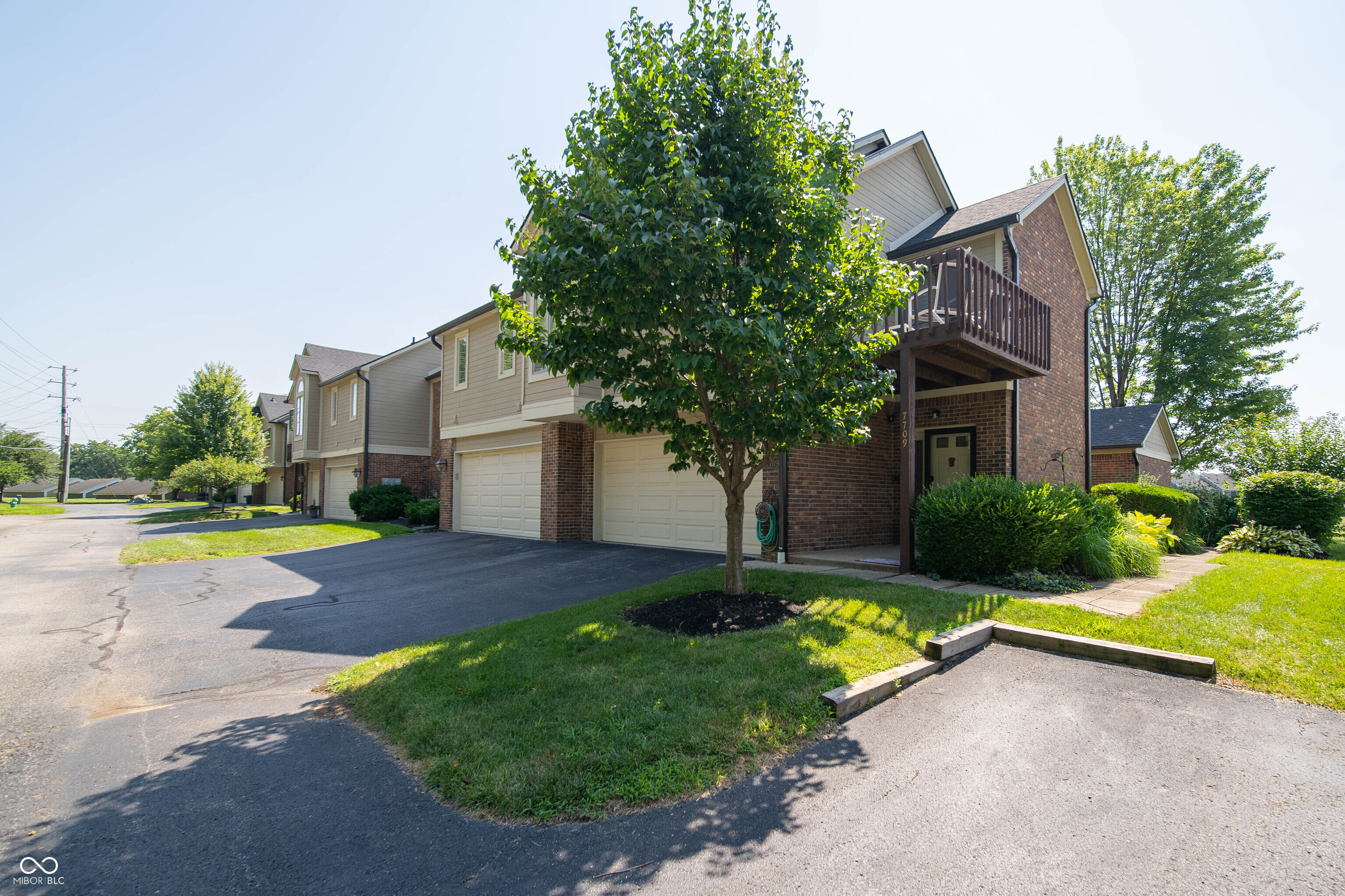 7711 River Road