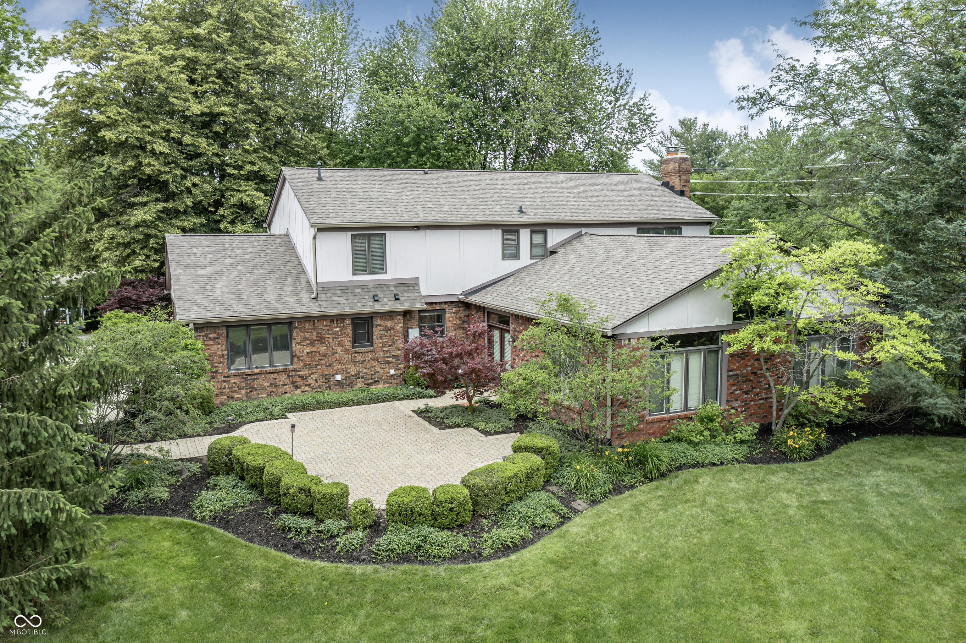 9039 Ironwood Court