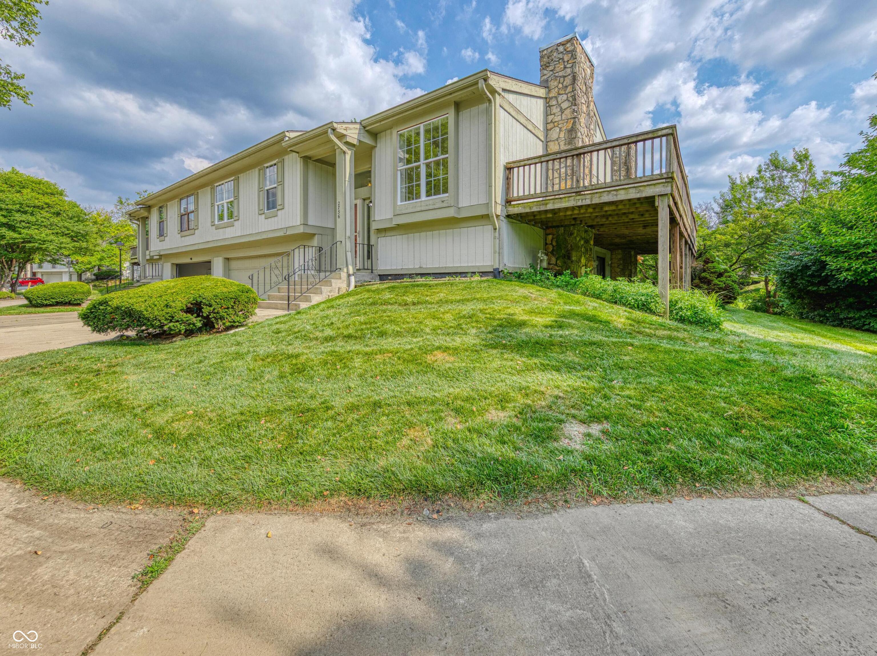 2756 Lakeshire Lane
