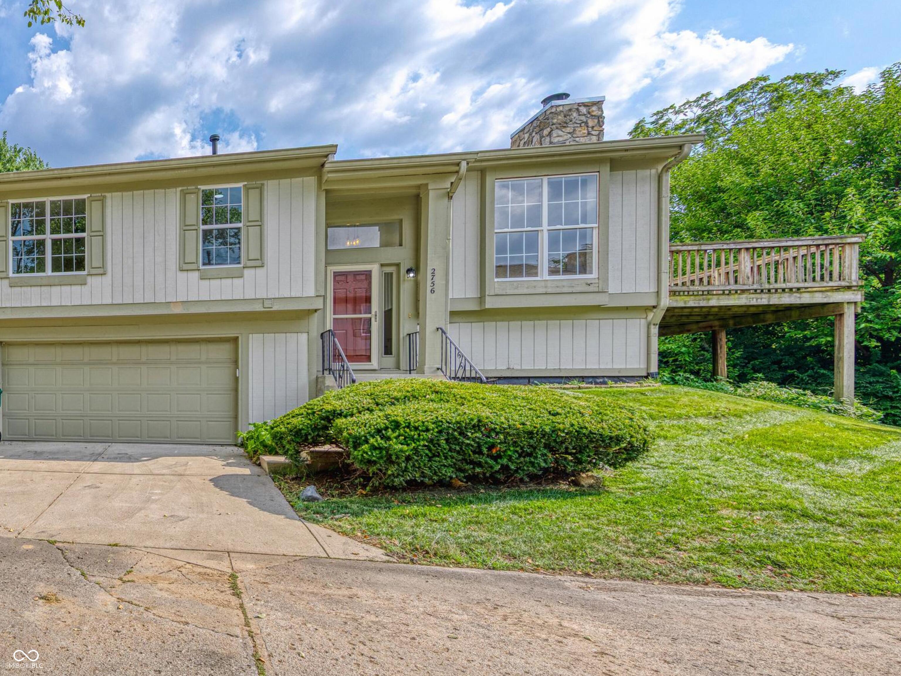 2756 Lakeshire Lane