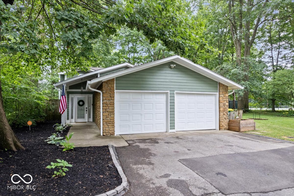 9039 Ripon Court