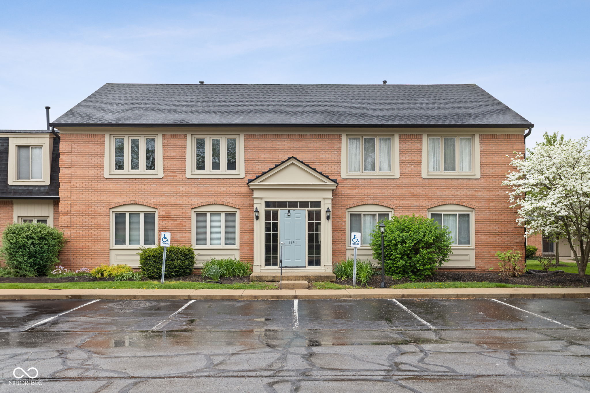 1151 Canterbury Court