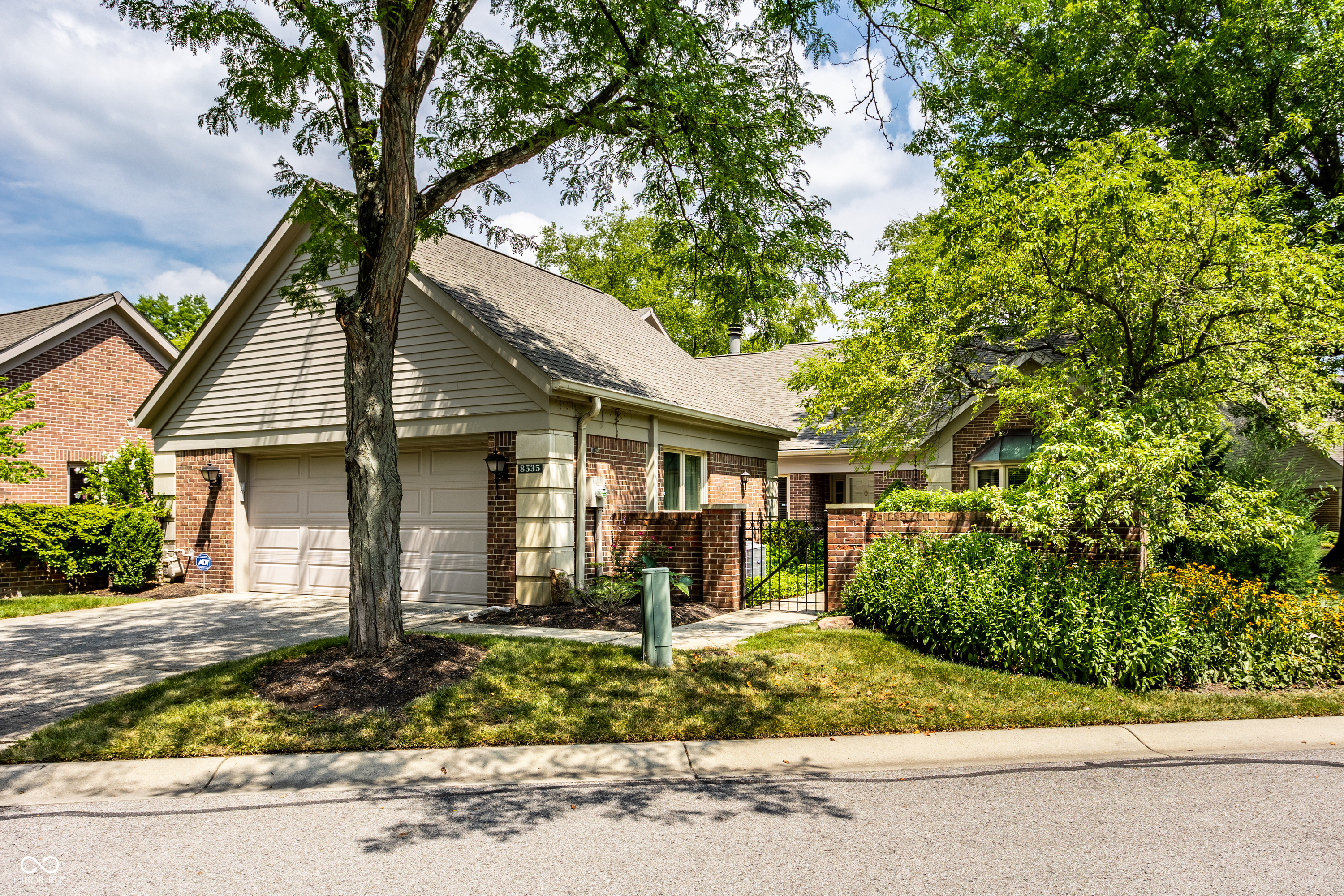 8535 Olde Mill Circle W Drive