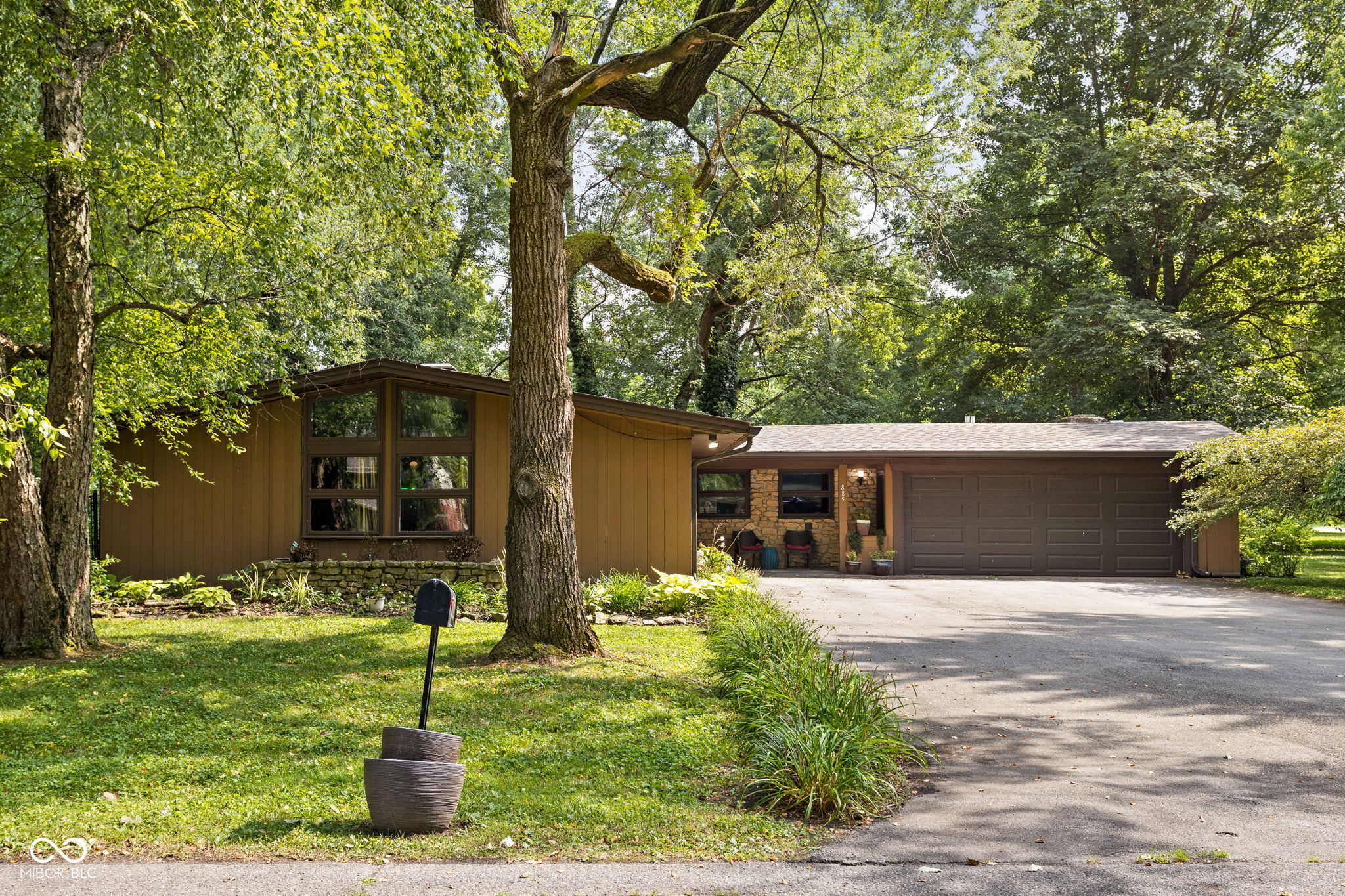 885 E 83rd Street