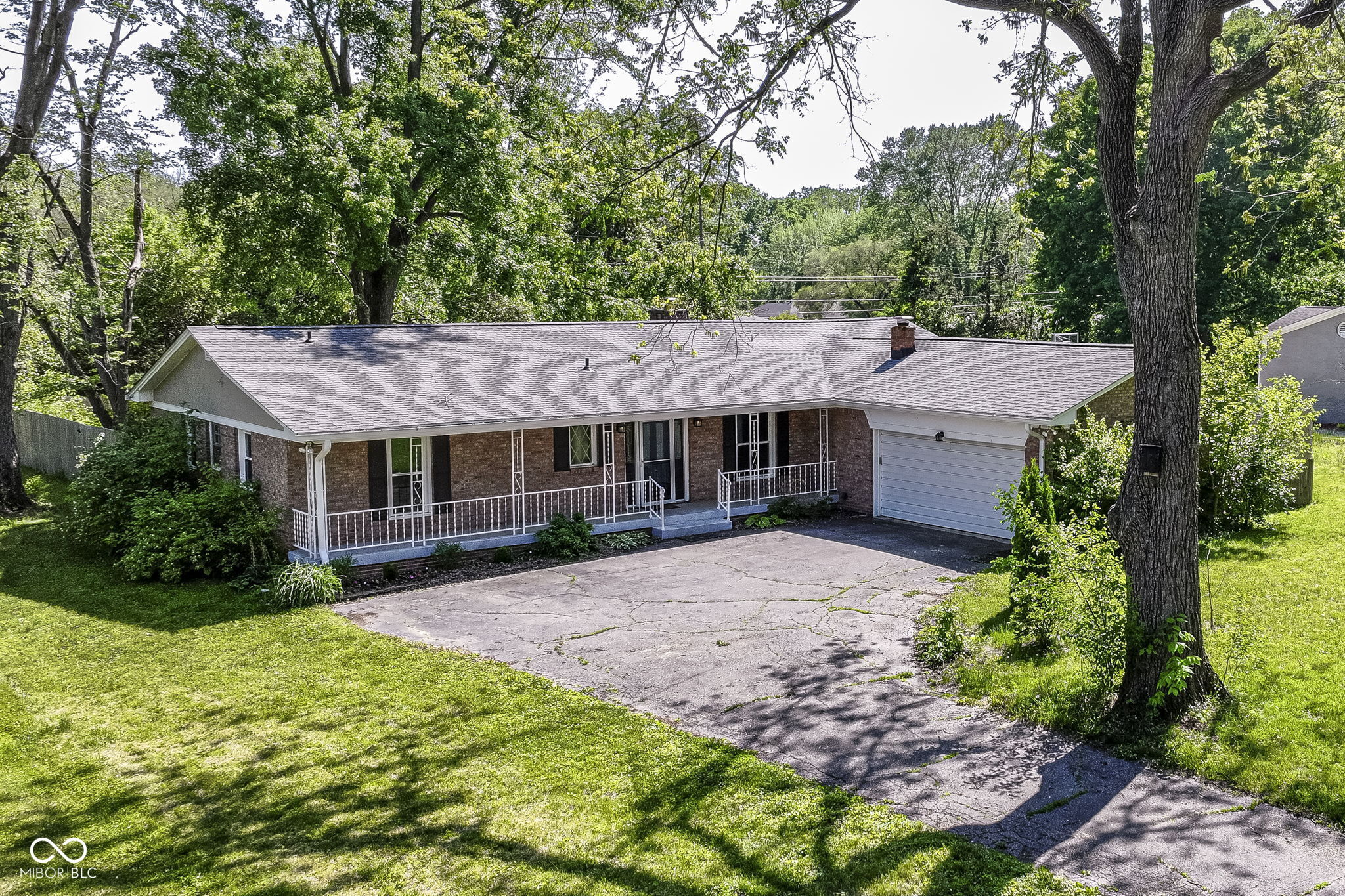 475 Golf Lane