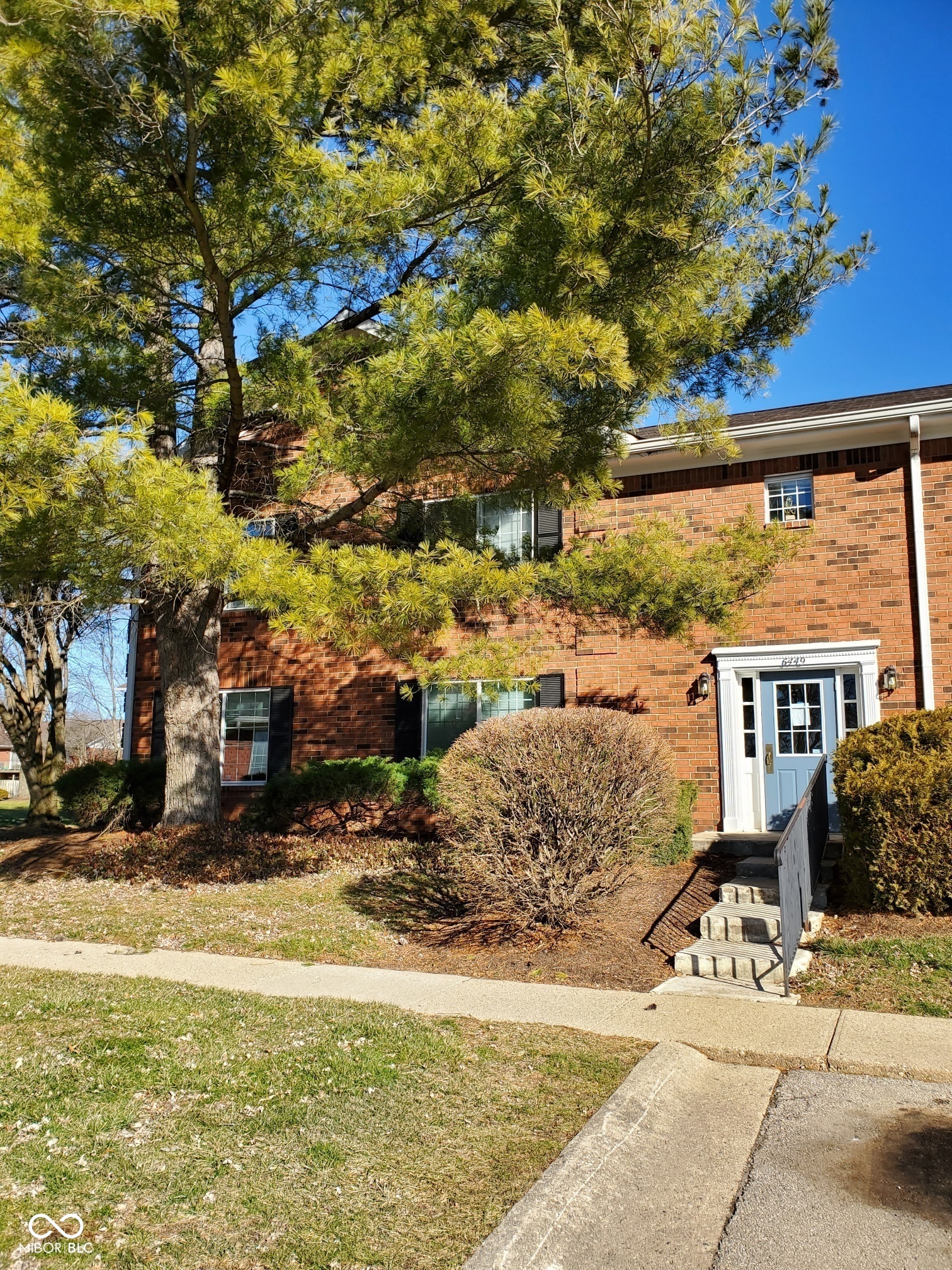 6449 Park Central W Drive