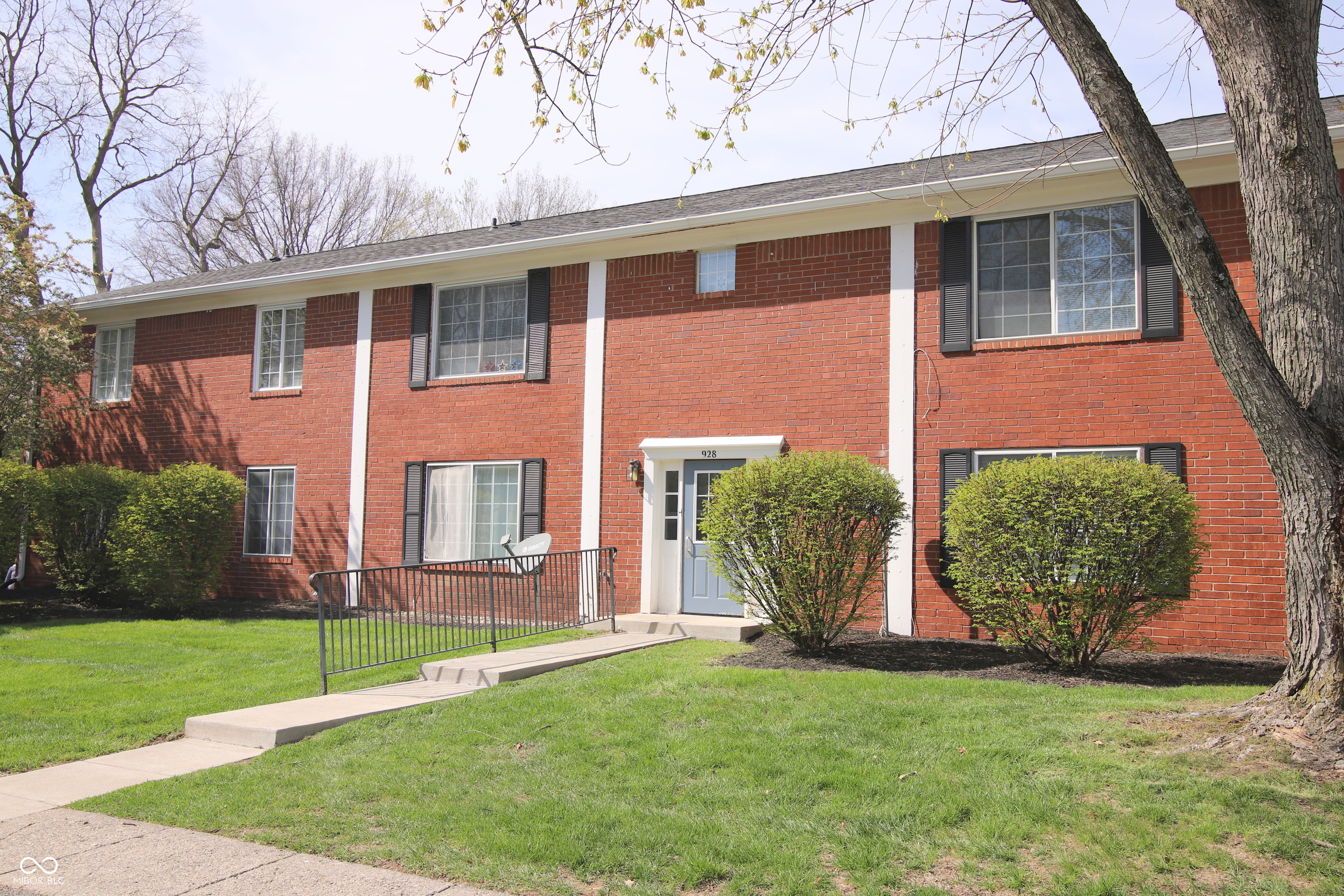 928 Hoover Village Drive
