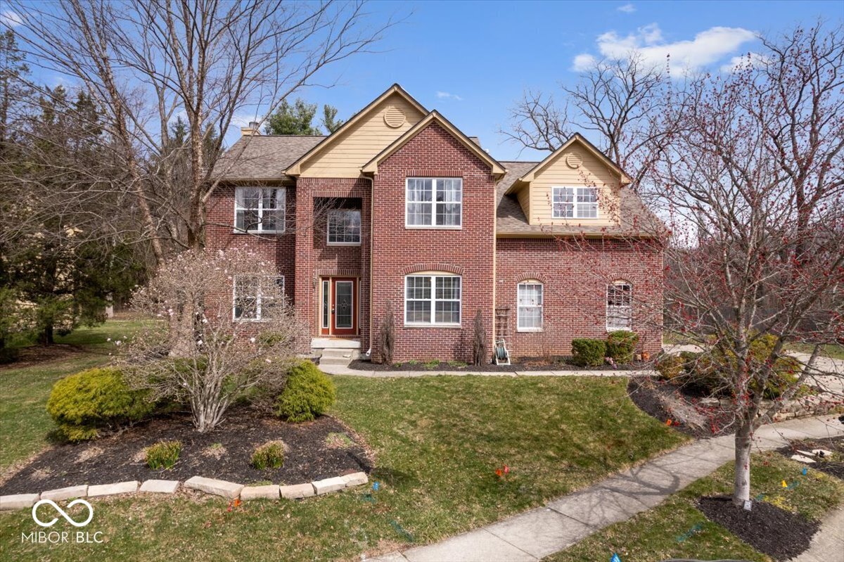 8418 Mesic Court