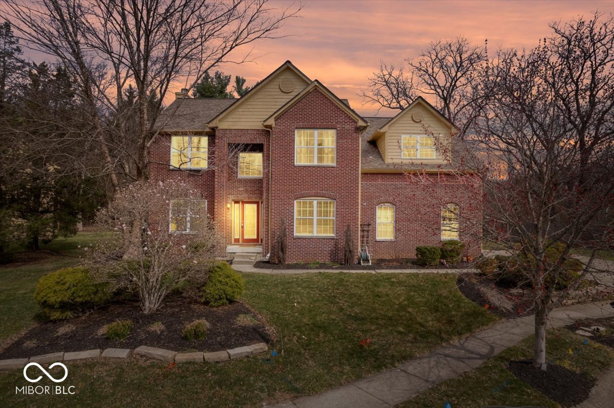 8418 Mesic Court