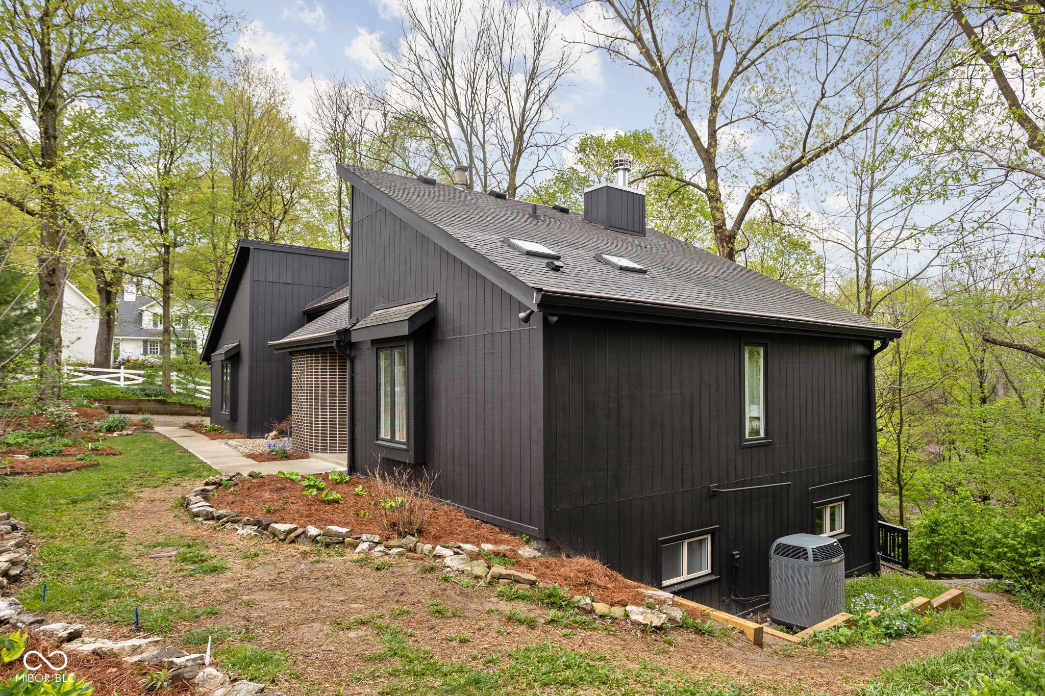 8231 Moore Road