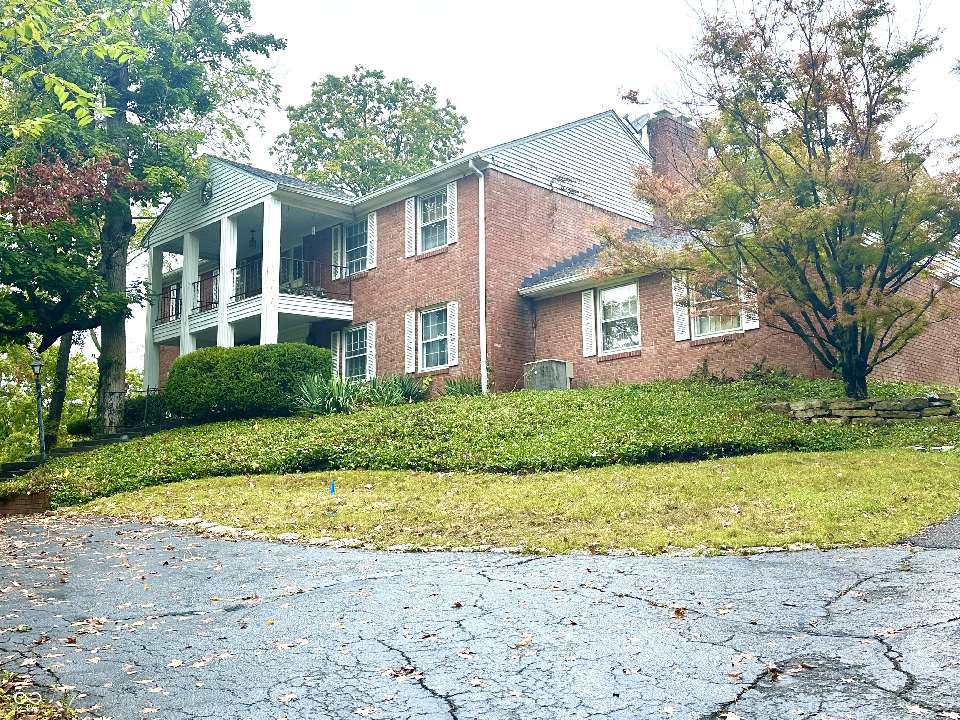 7722 Shady Hills W Drive