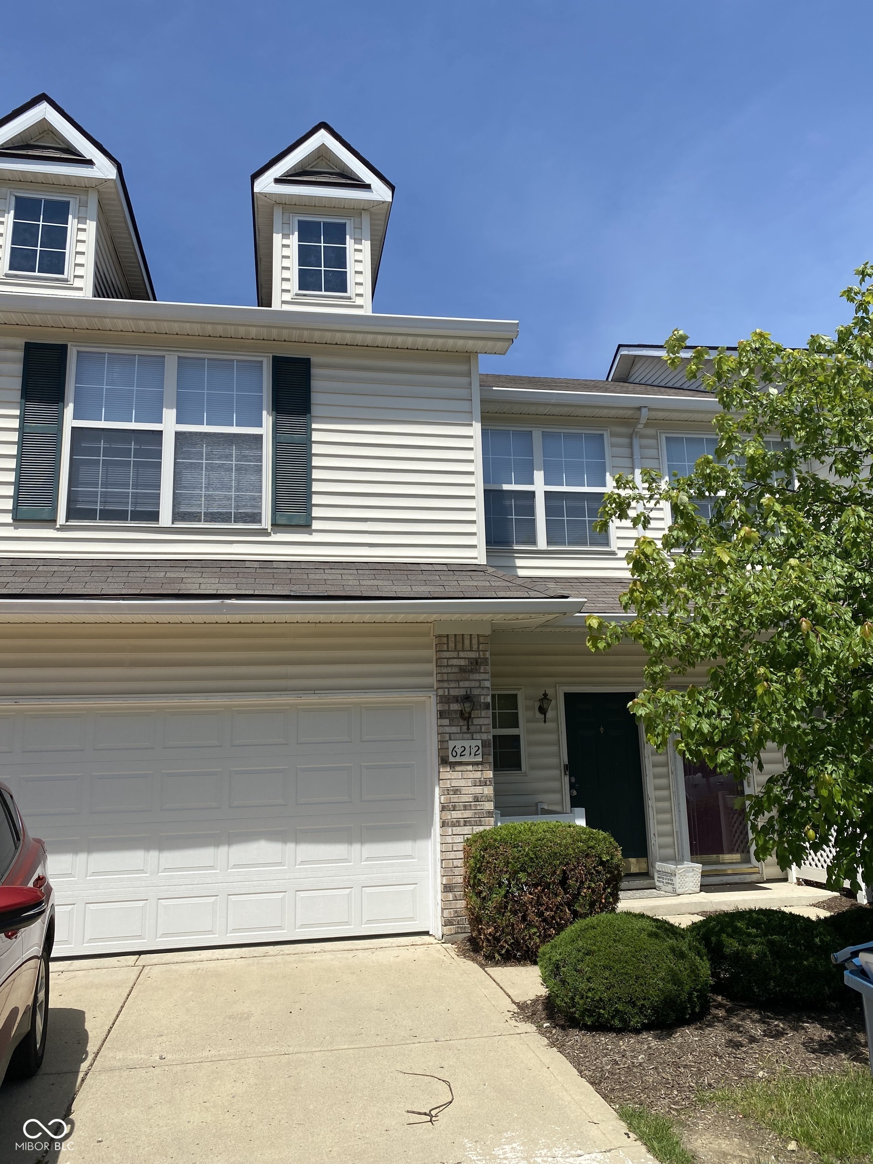 6212 Bishops Pond Lane