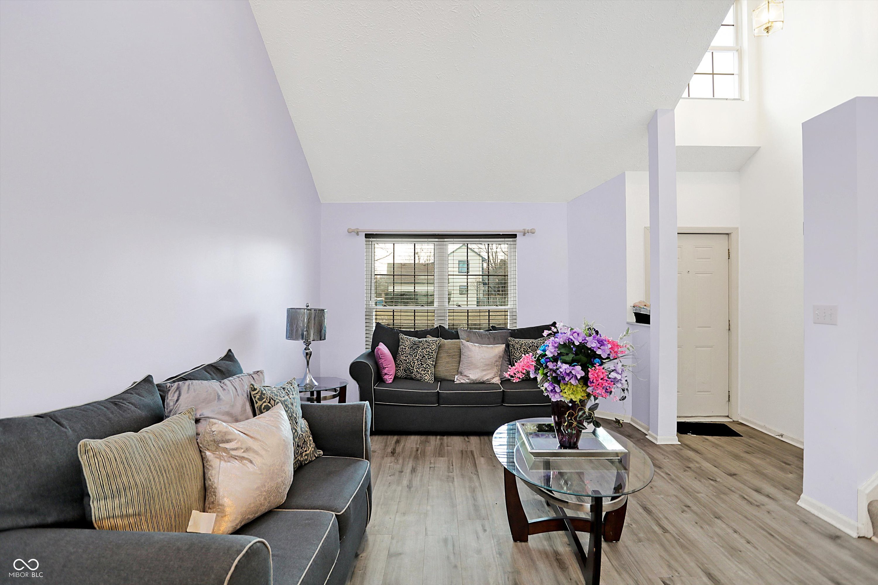 5937 Terrytown Parkway