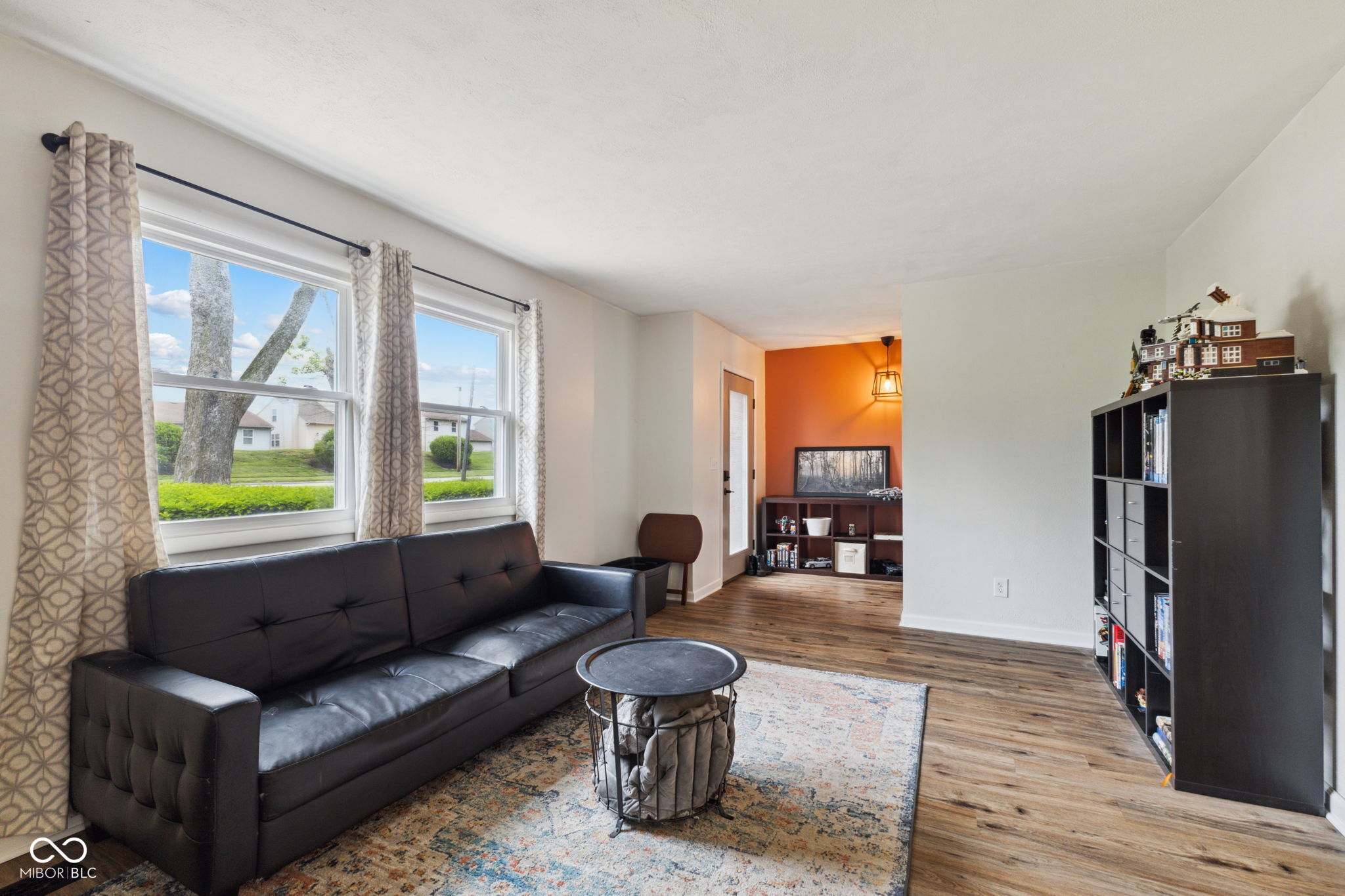 6123 W 46th Street