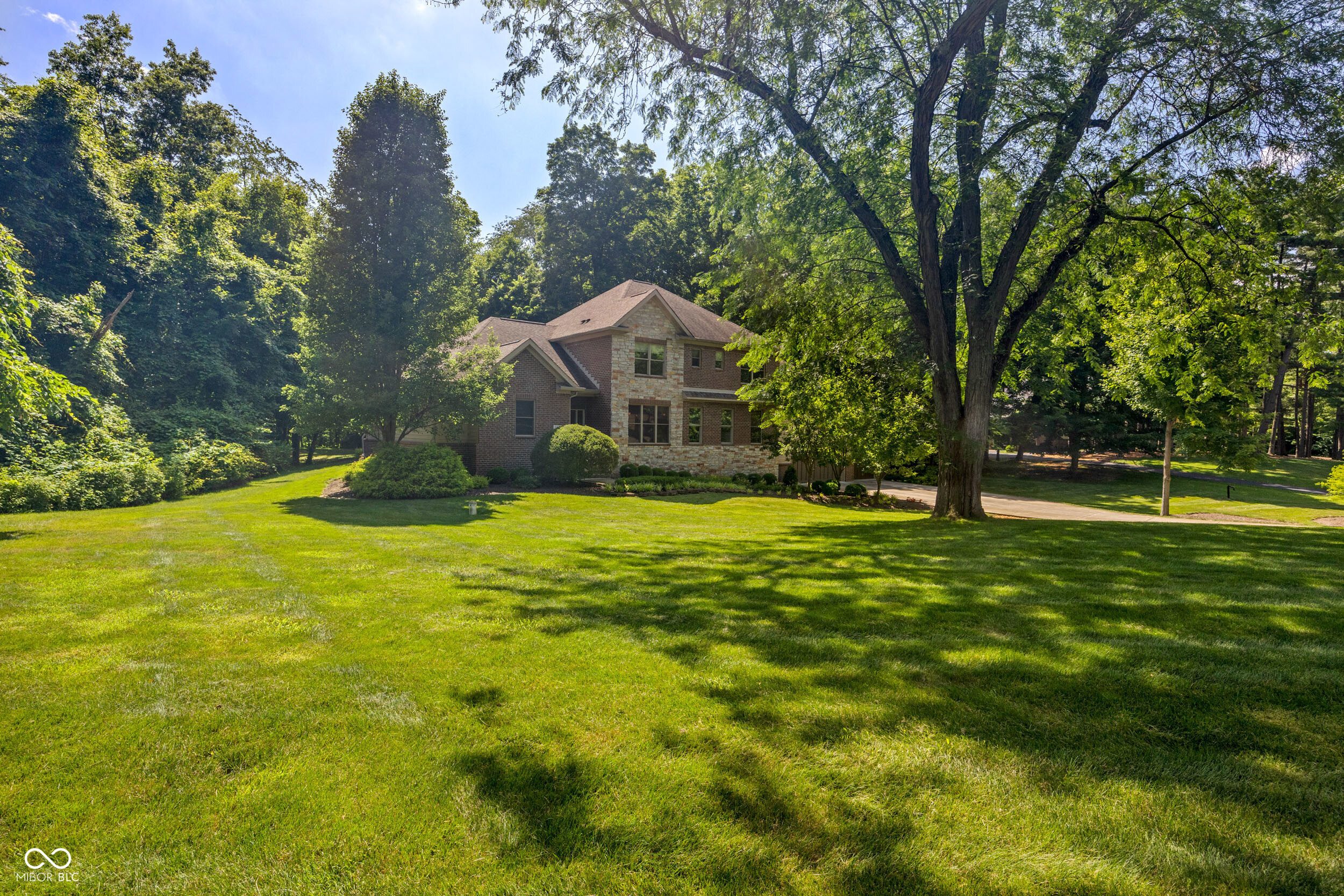 4446 Lakeridge Drive