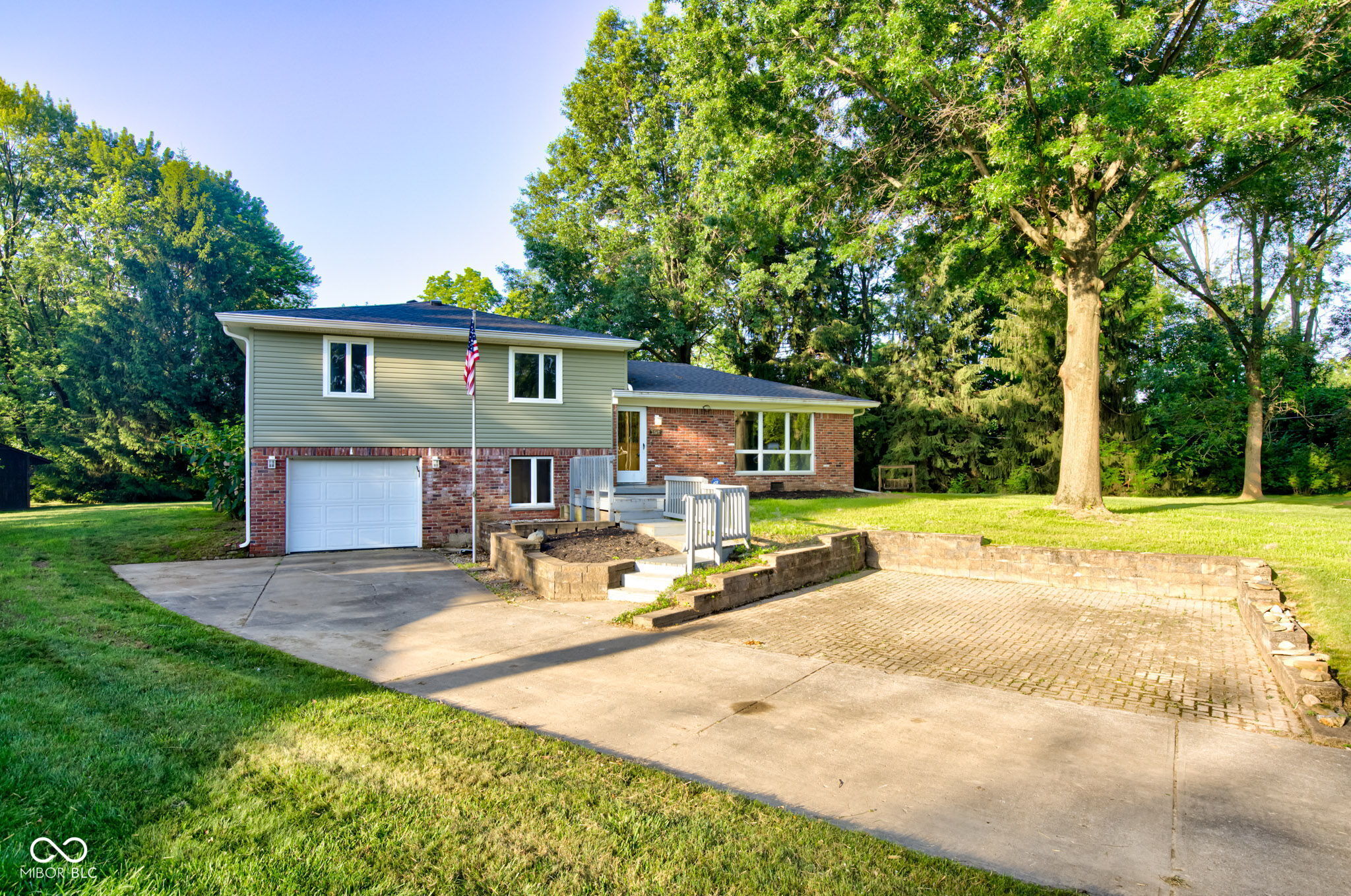 3518 Woodale Road