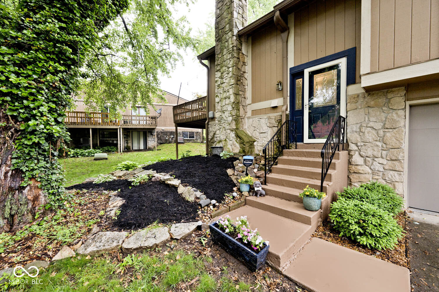 8024 Sunfield Court