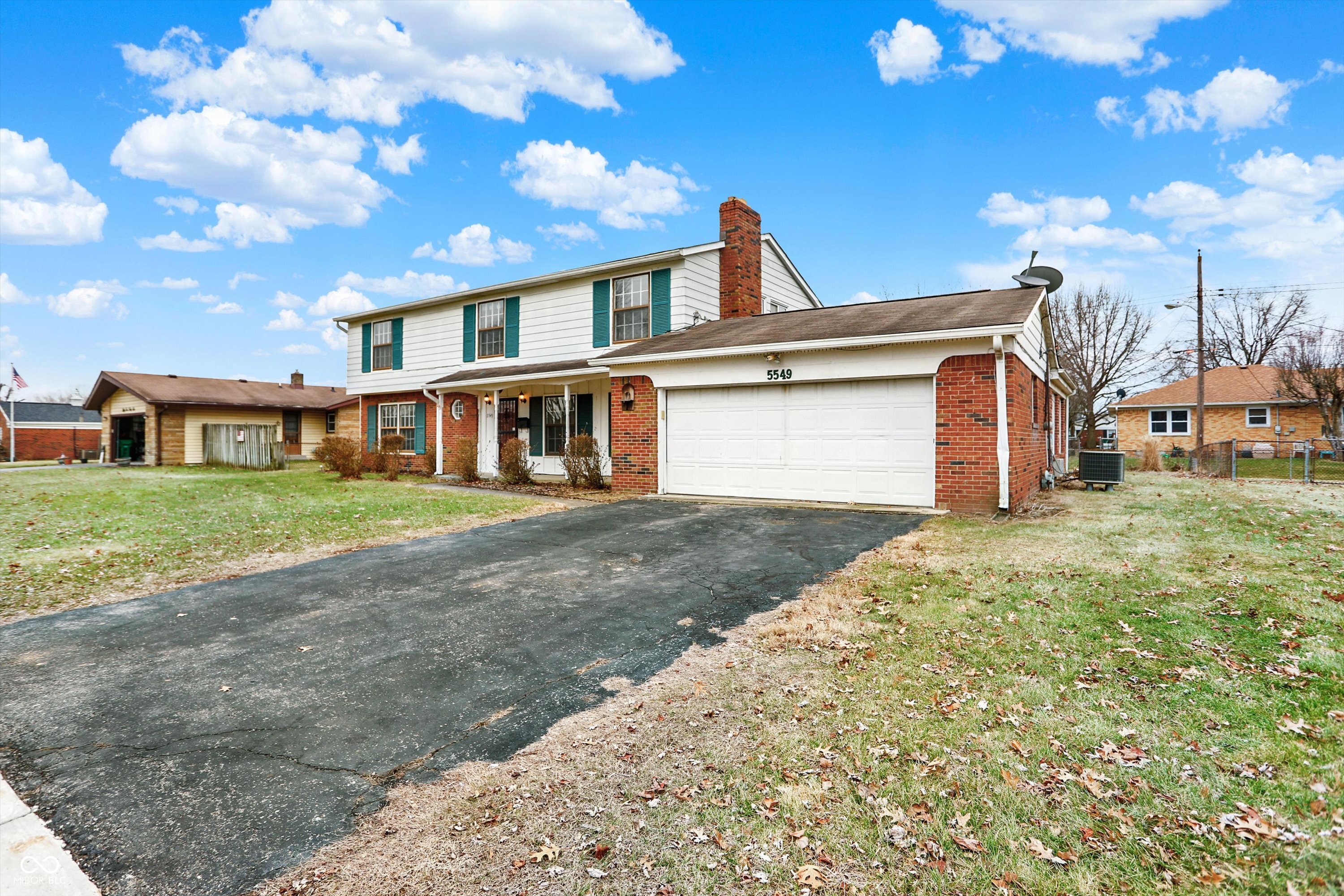 5549 Hollister Drive