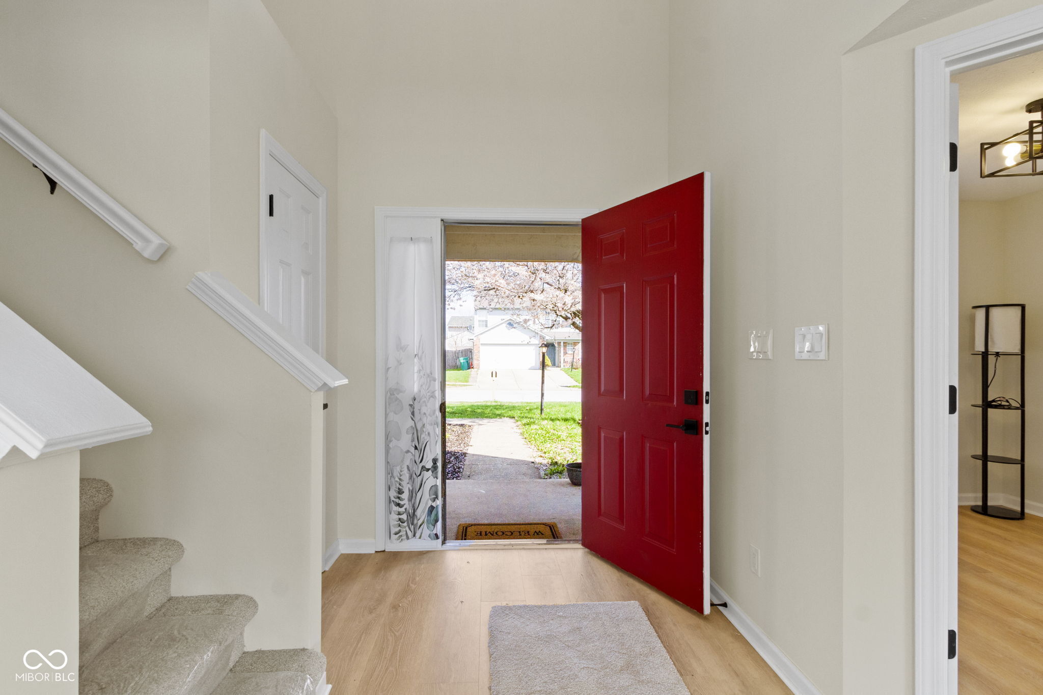 7907 Oakdale Lane
