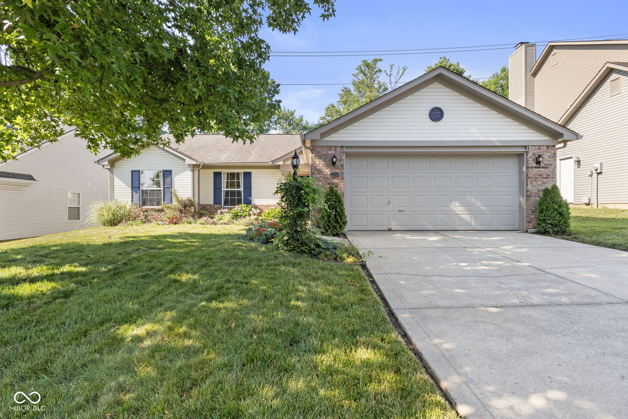 7009 Thousand Oaks Lane