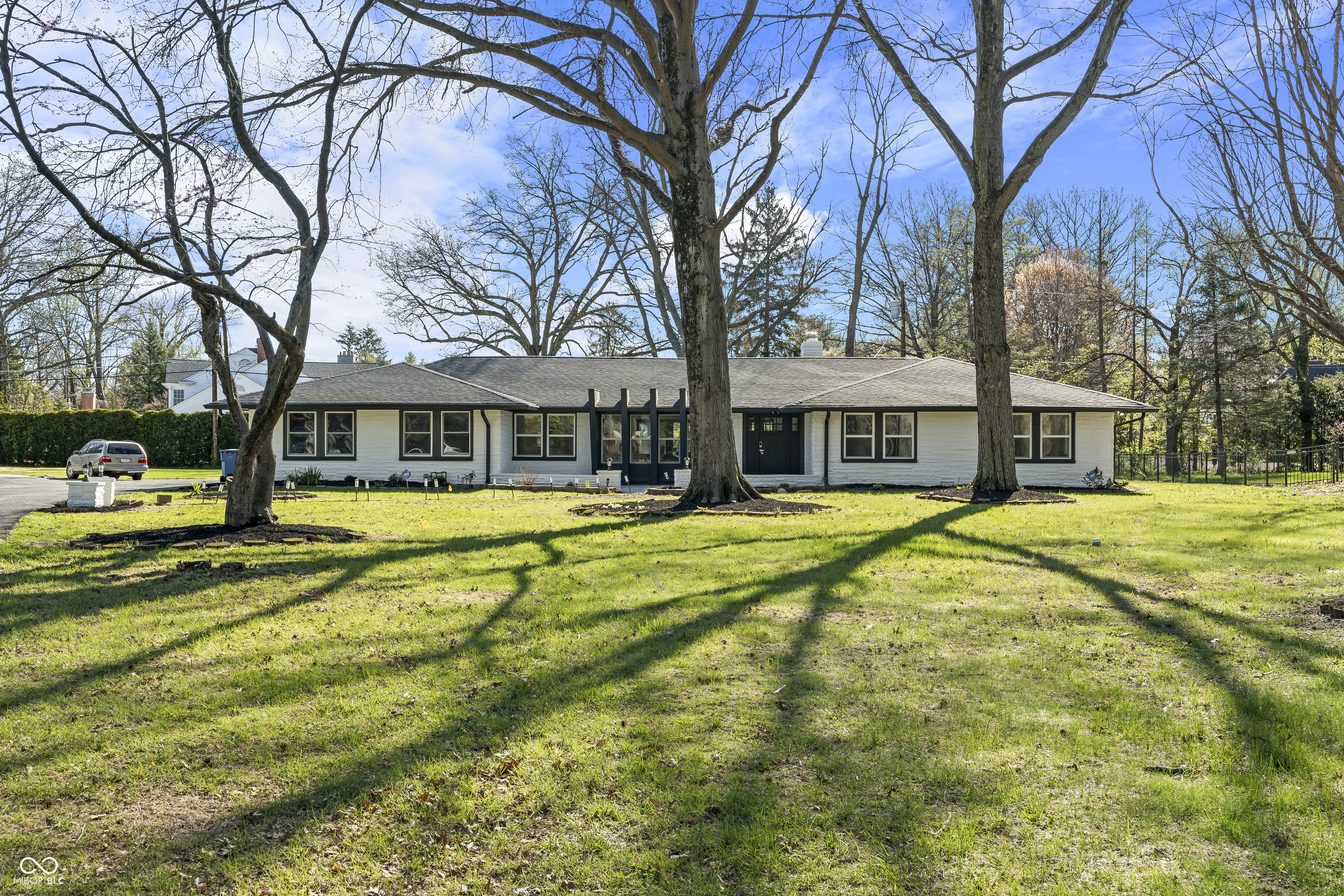 6025 Crows Nest Drive