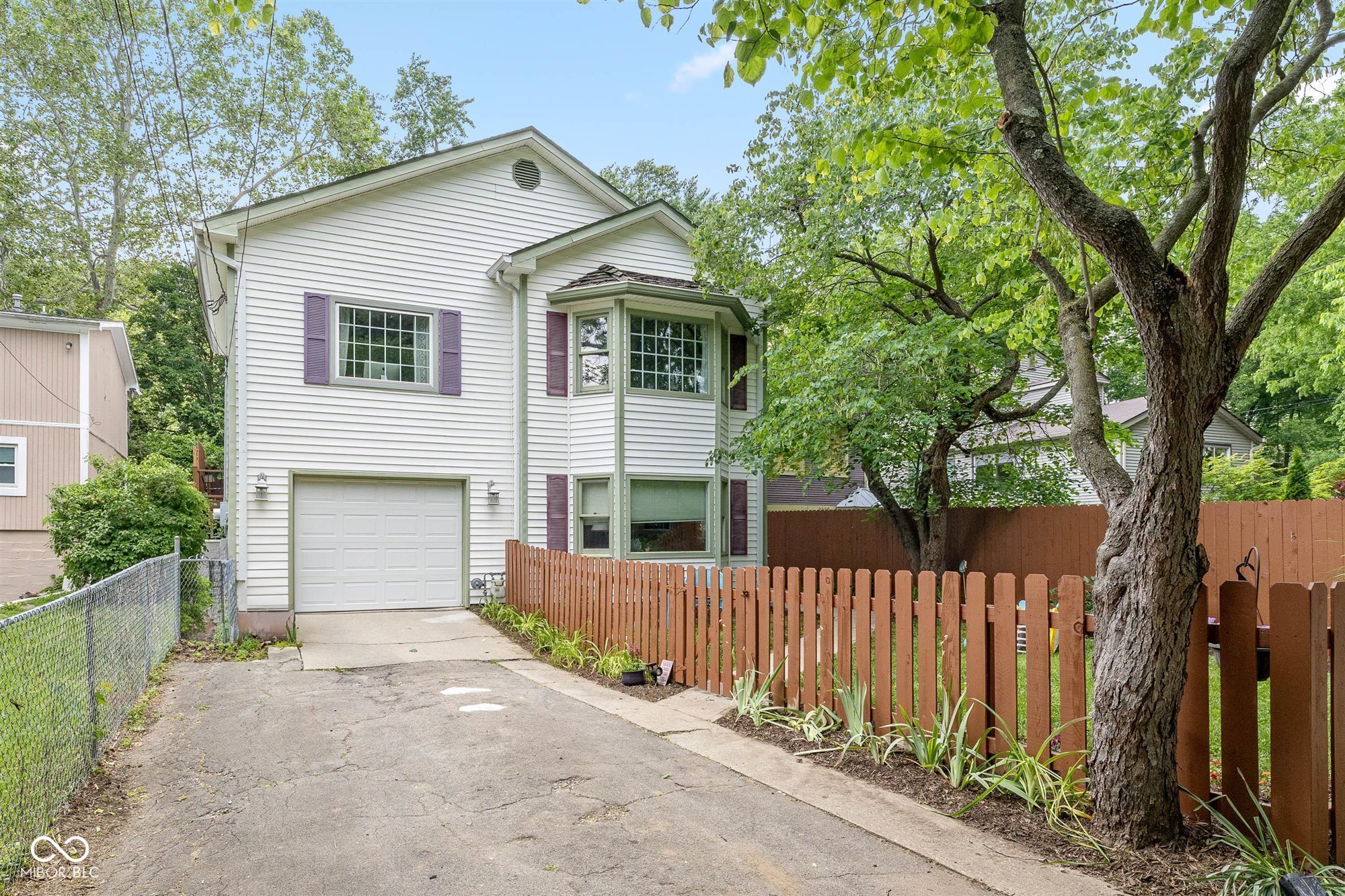 5108 Riverview Drive