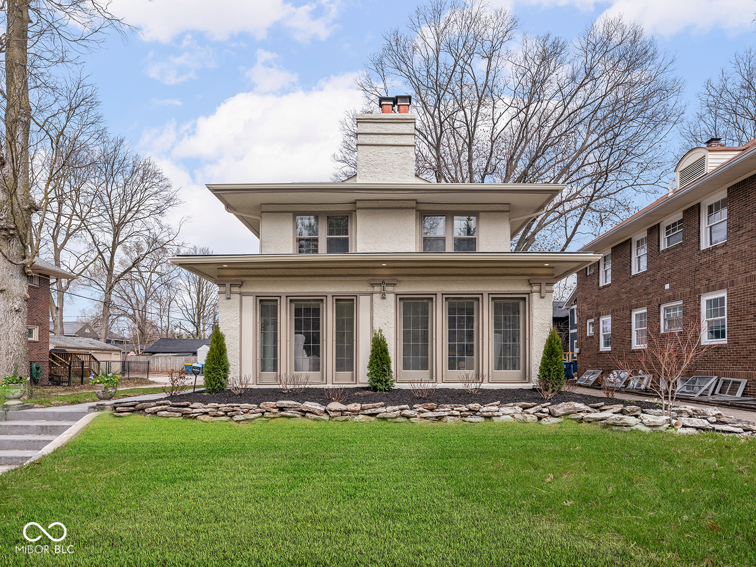 618 E 46th Street