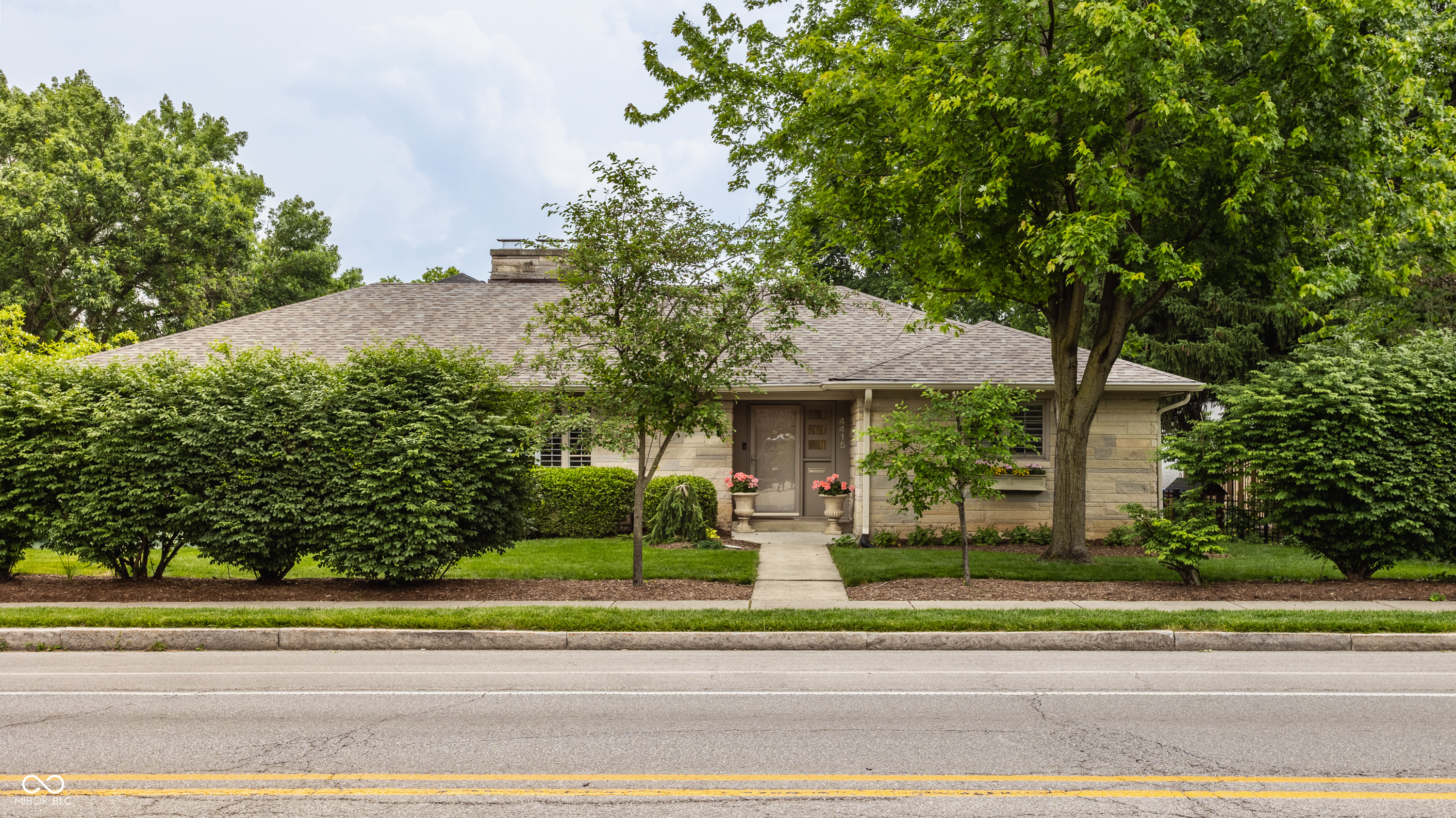 4415 N Illinois Street