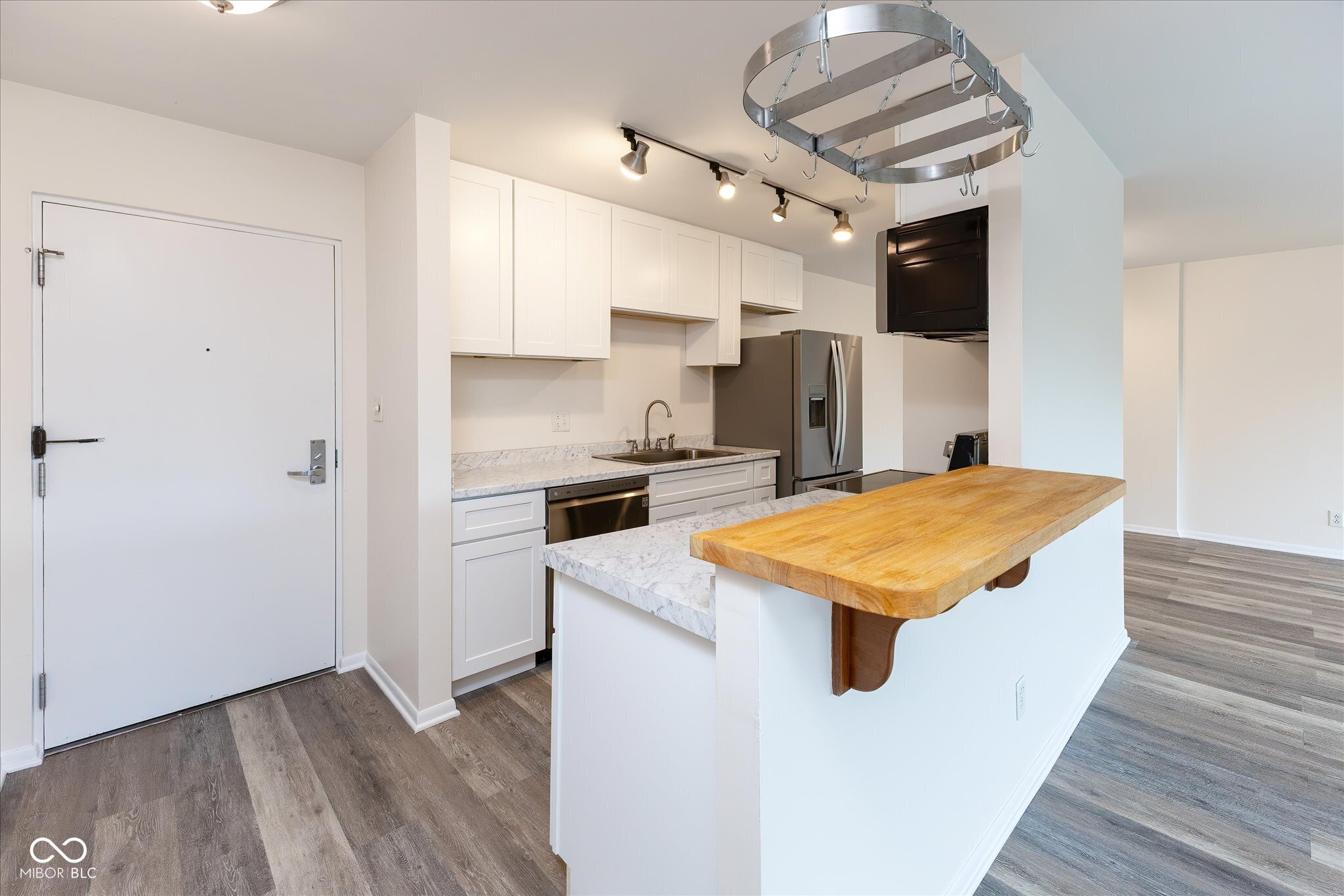 25 E 40th Street
