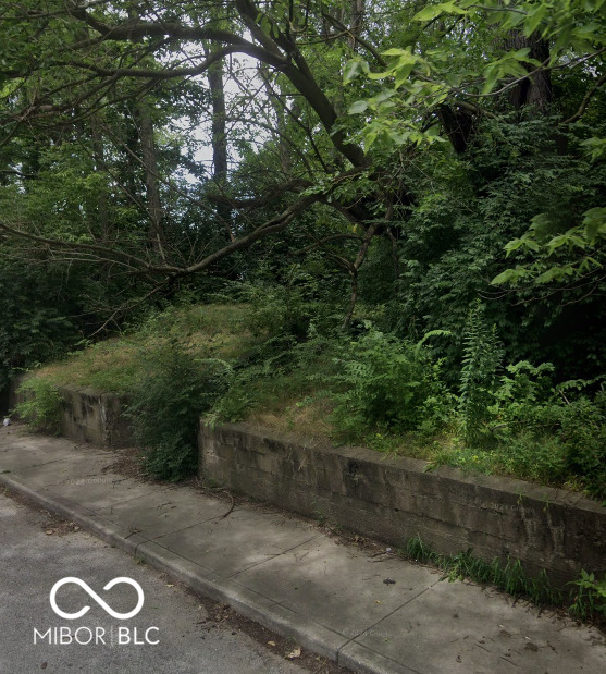 864 W 26th Street