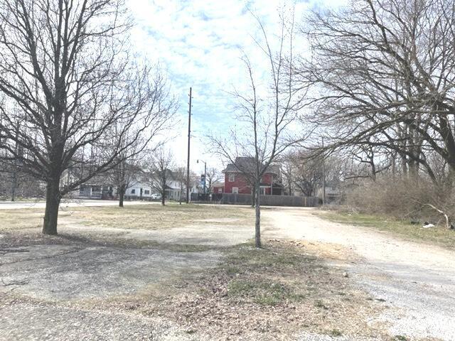 2902 N Capitol Avenue