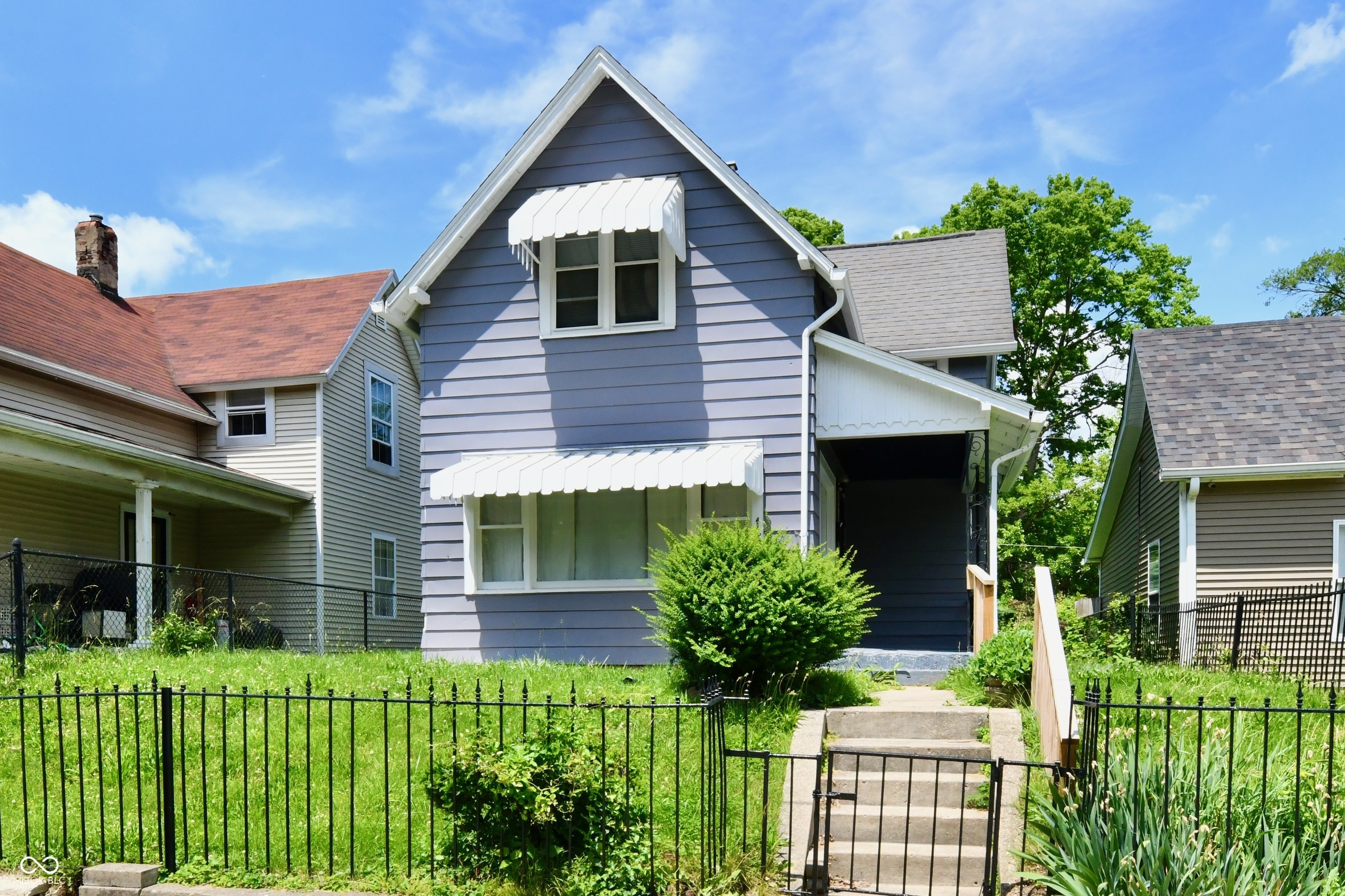 1346 W 27th Street