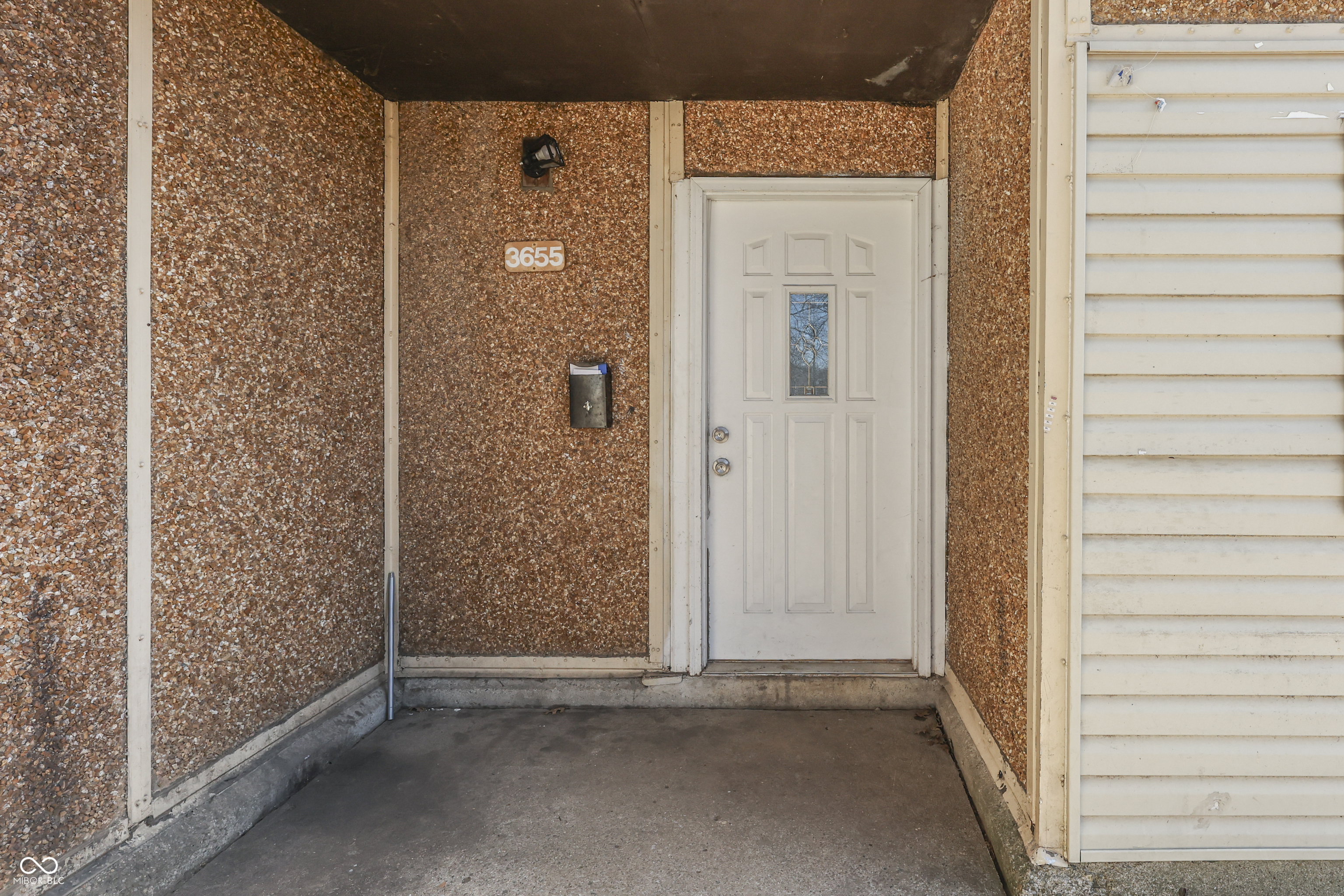 3655 Yellow Poplar Court