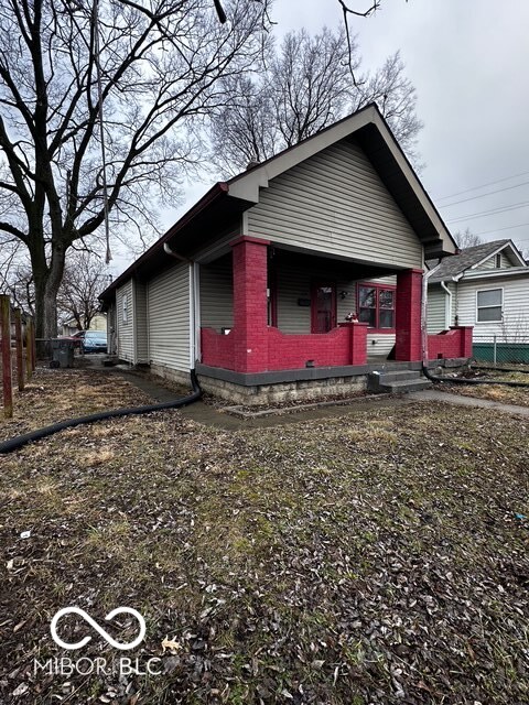 1154 N Belleview Place