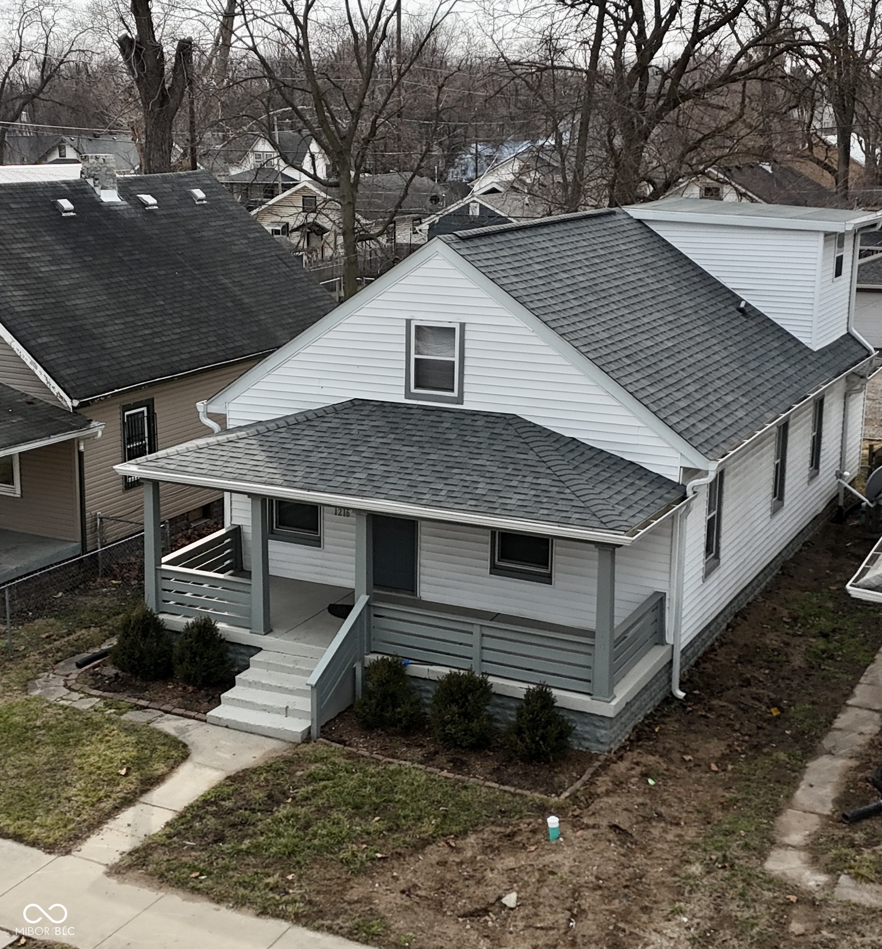1216 N Holmes Avenue