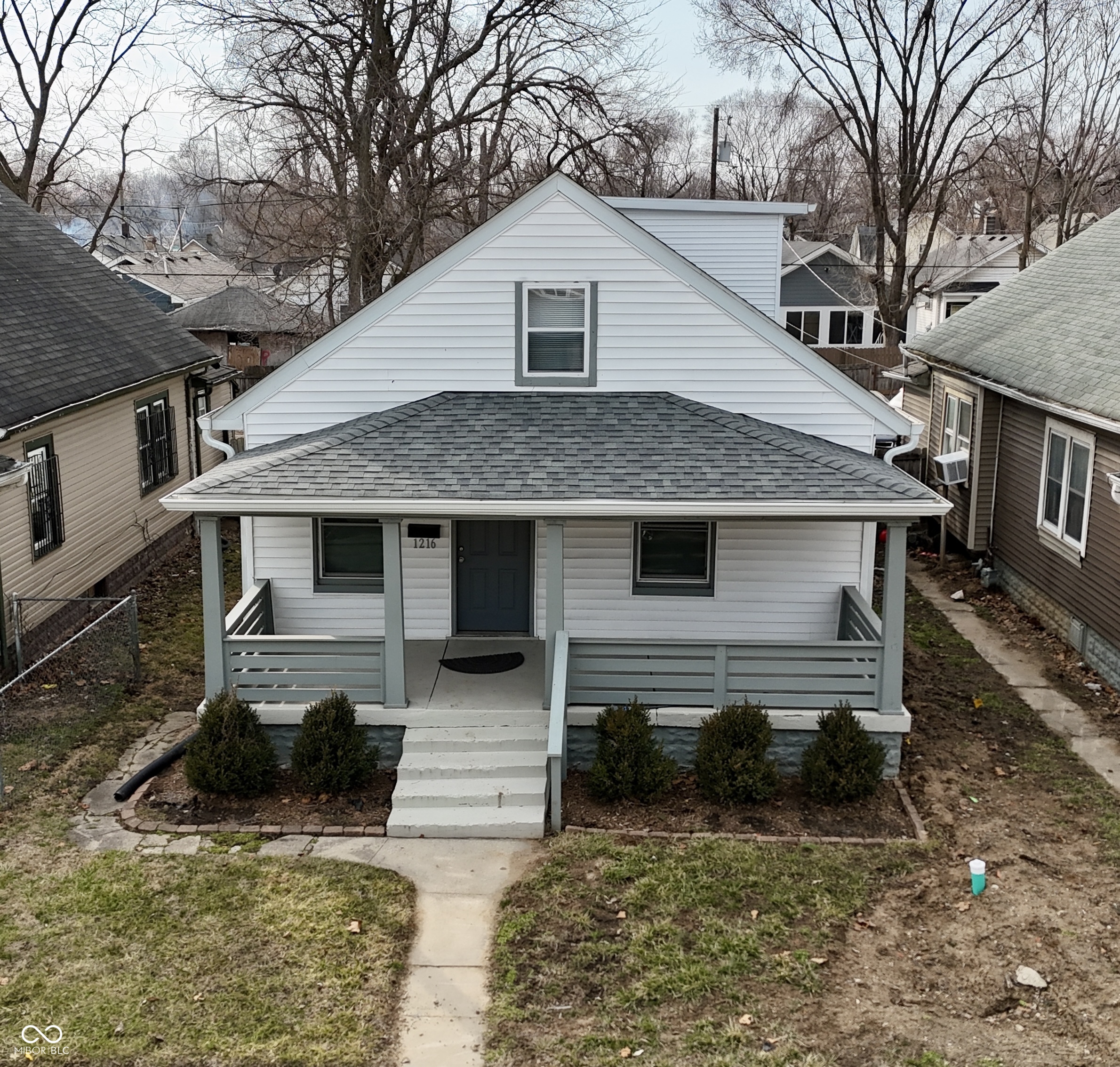 1216 N Holmes Avenue