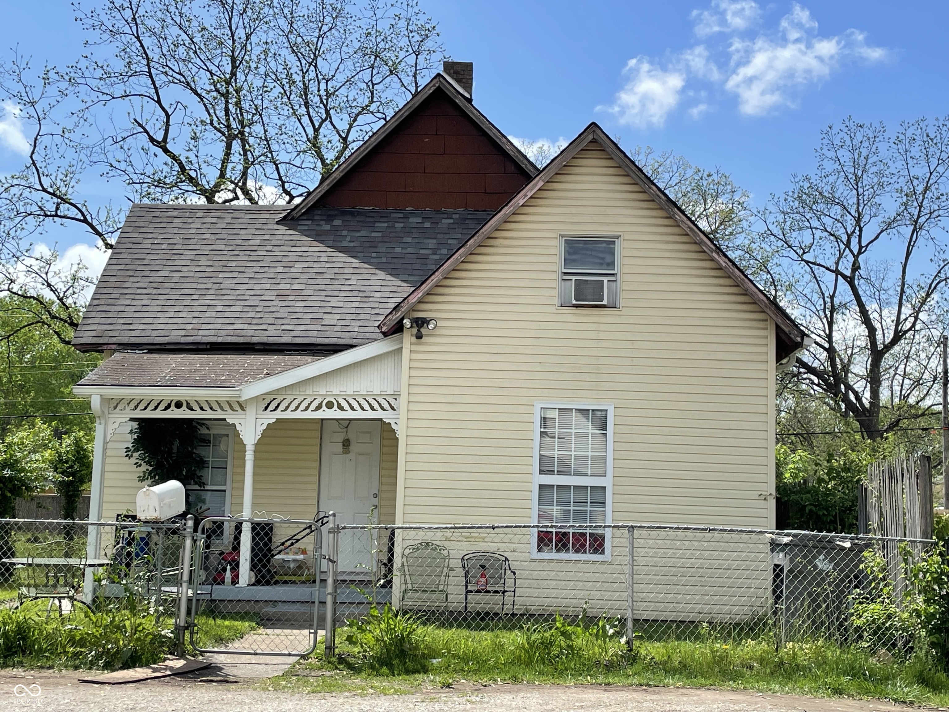 1164 Groff Avenue