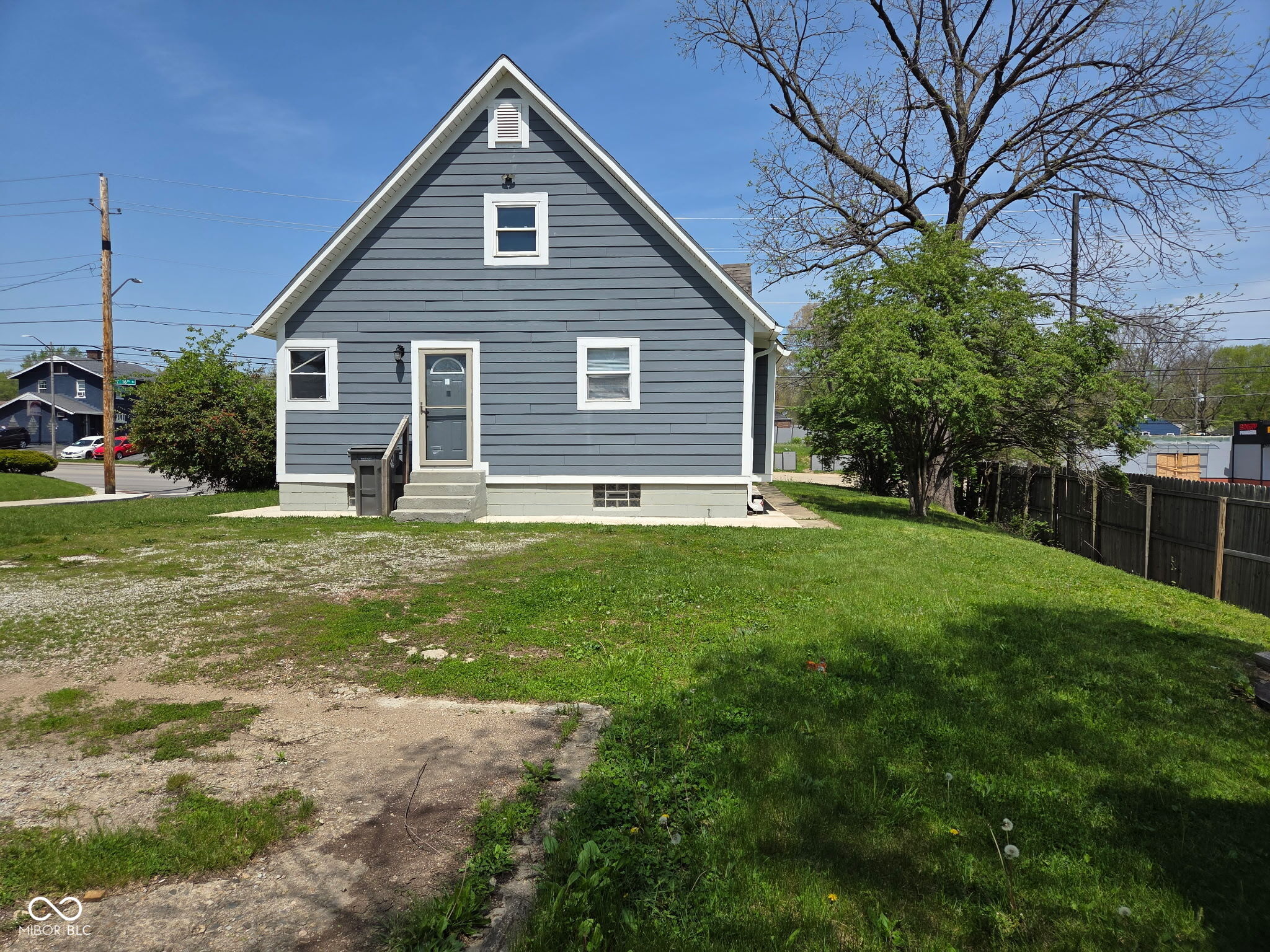 2819 W 16th Street
