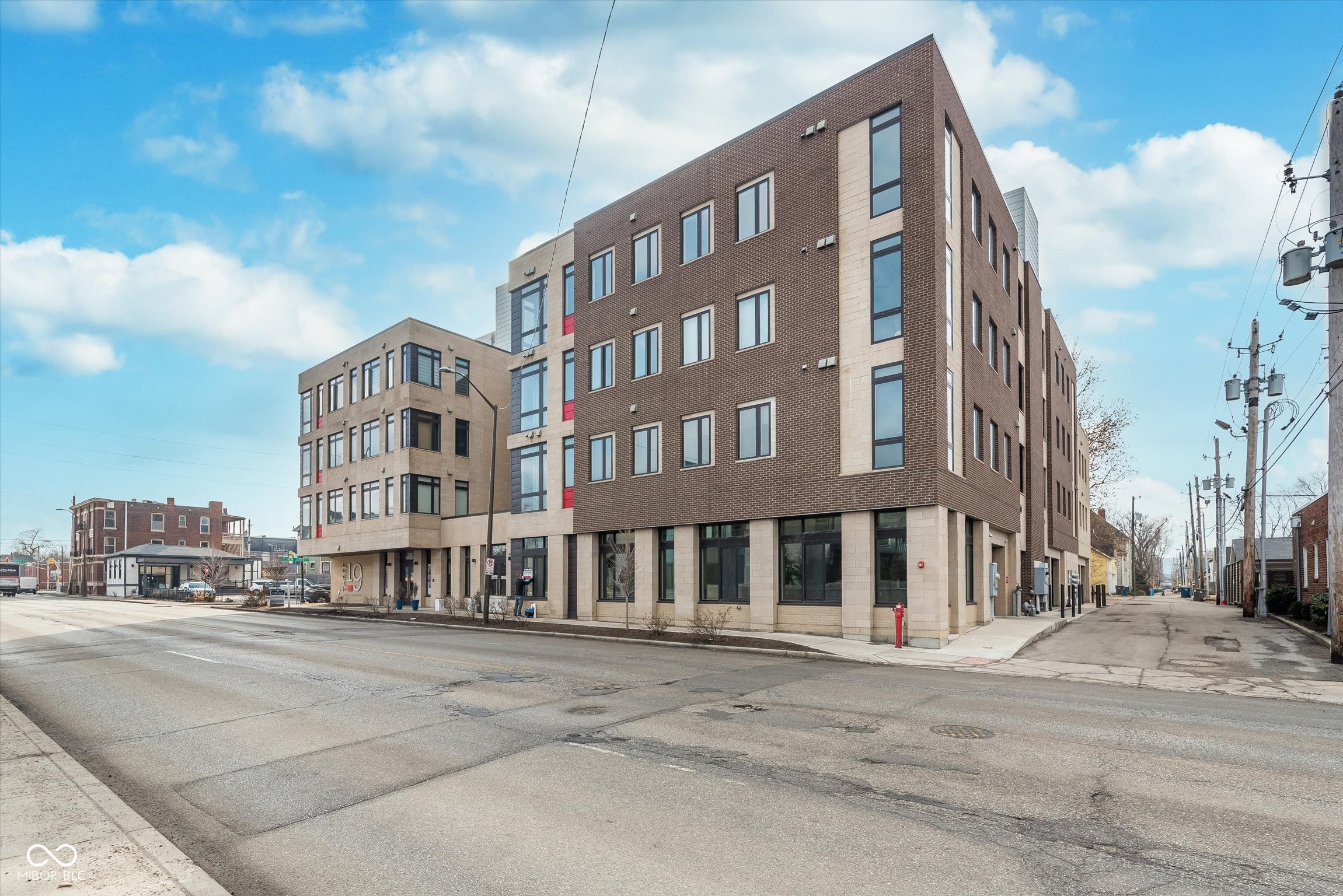 319 E 16th Street