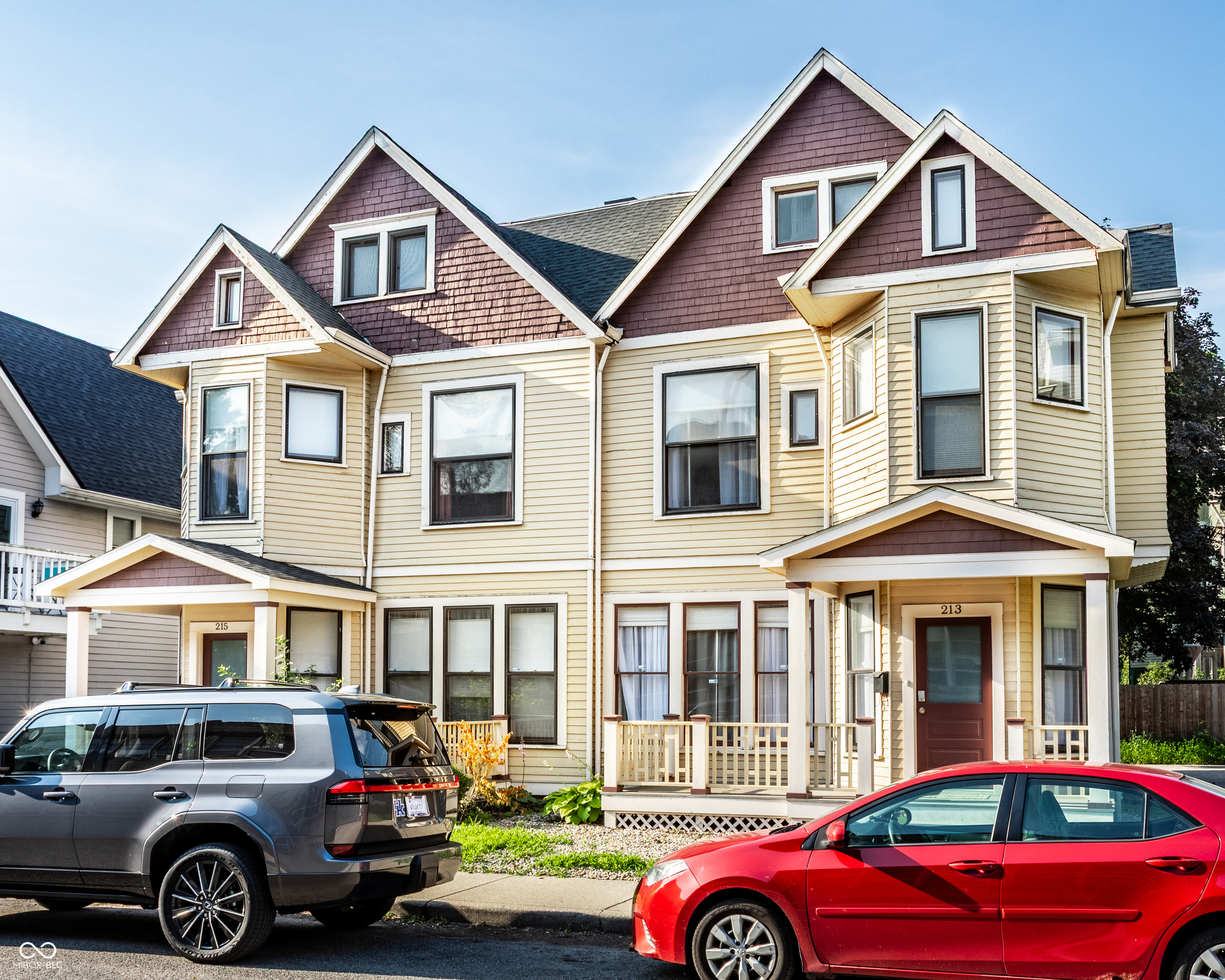 213 E 15th Street
