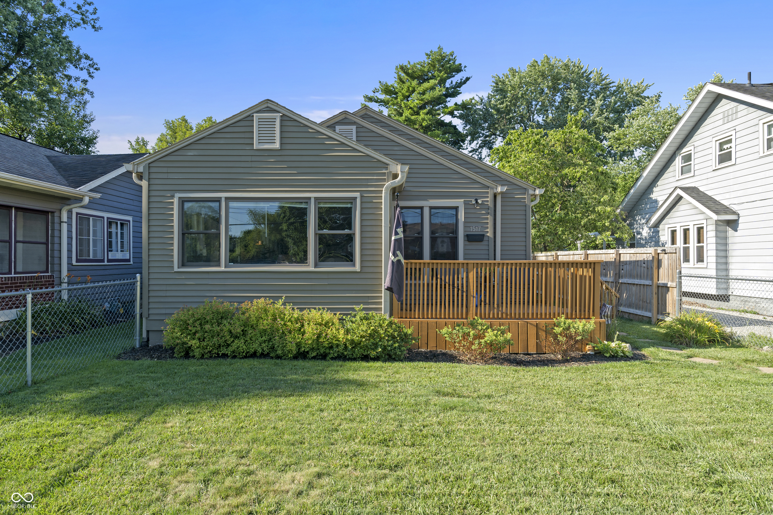 1517 E 52nd Street