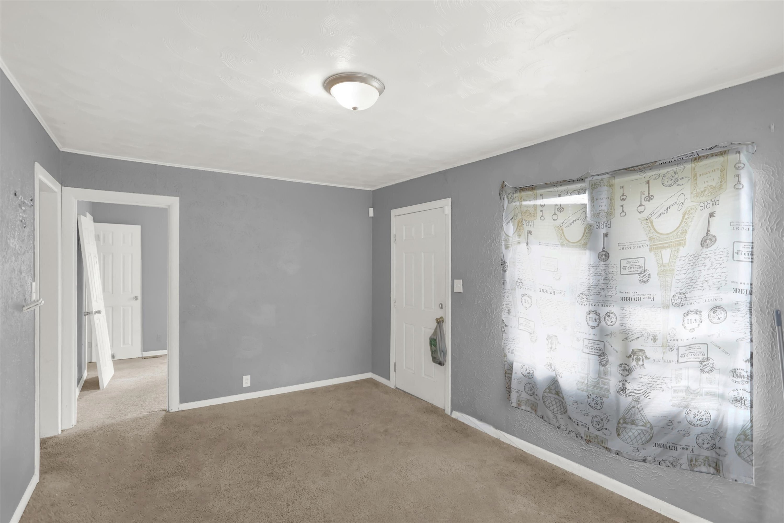 3289 Schofield Avenue