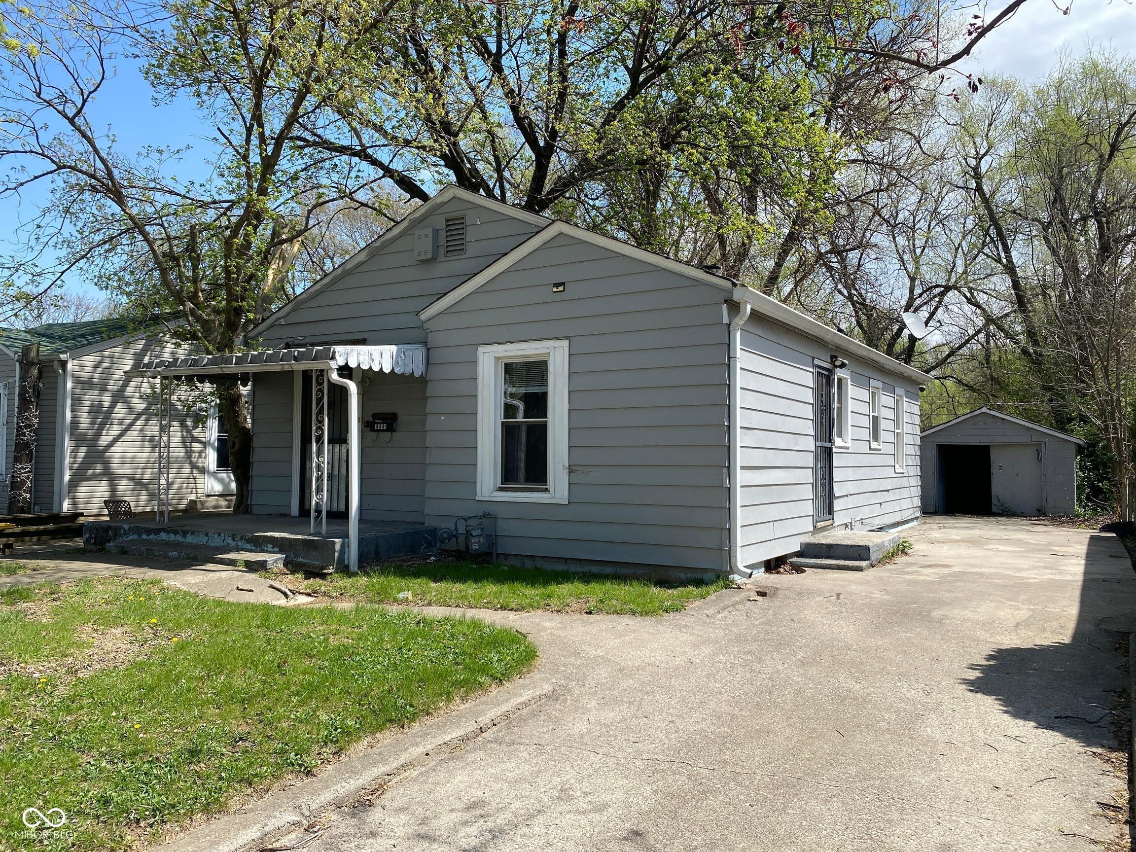 3541 Orchard Avenue