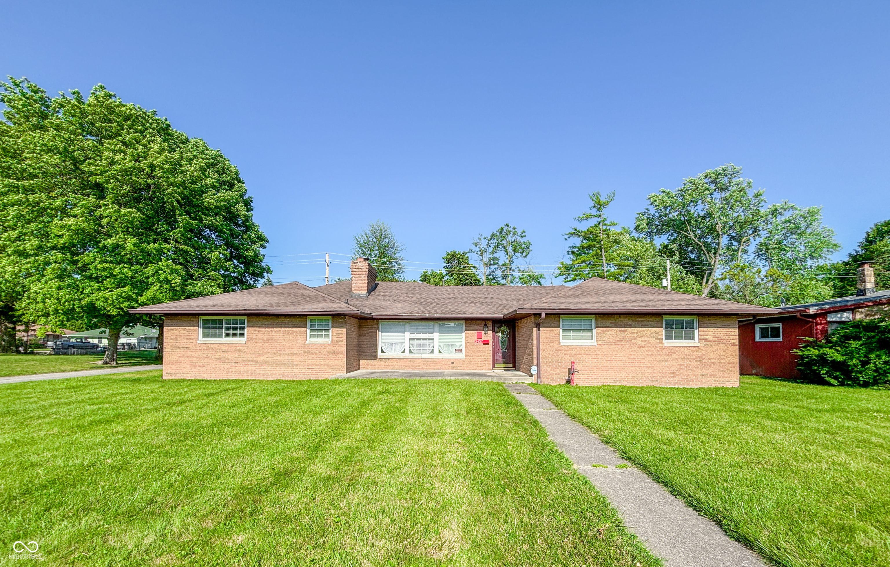 3457 N Lesley Avenue