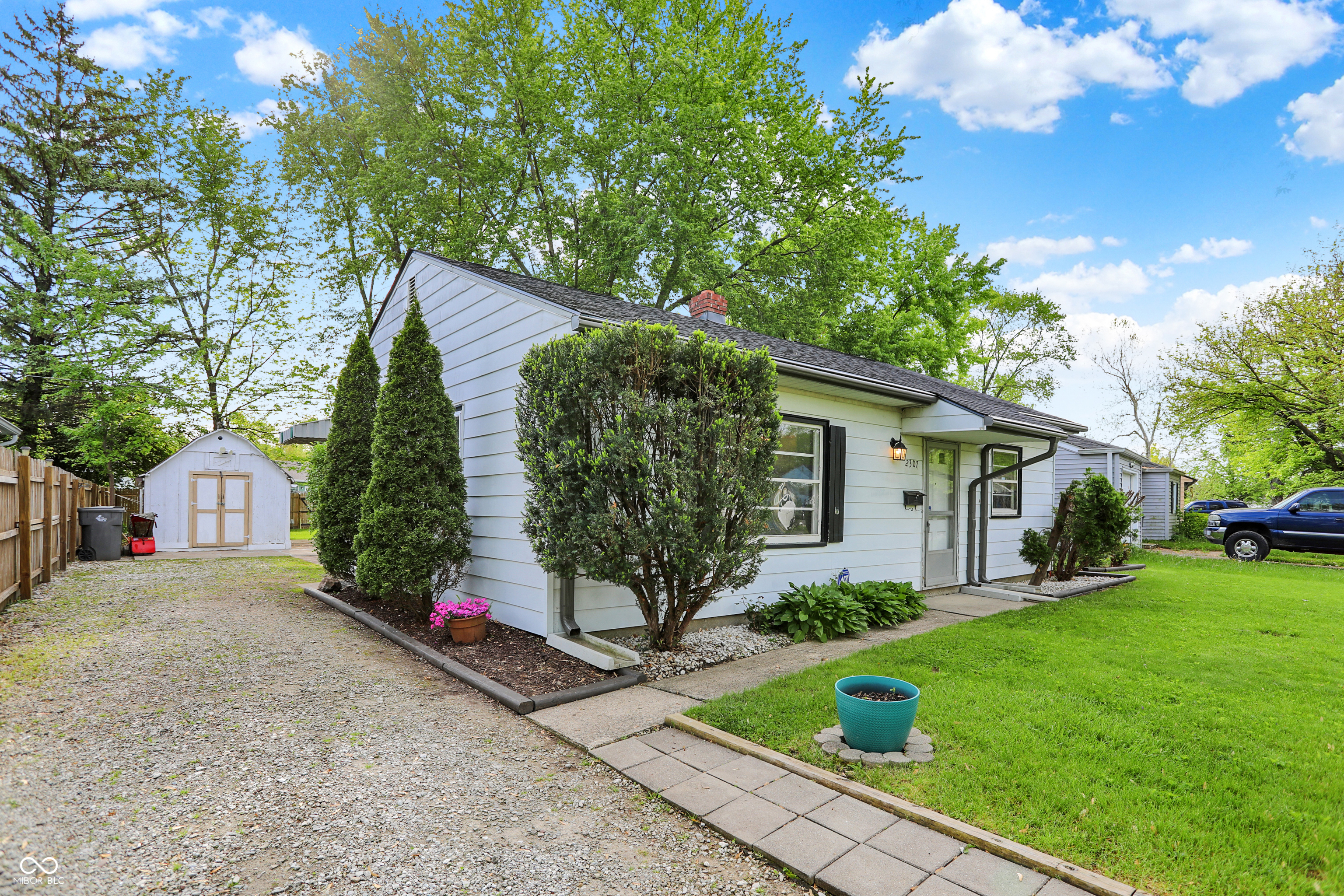 2307 Magnolia Place